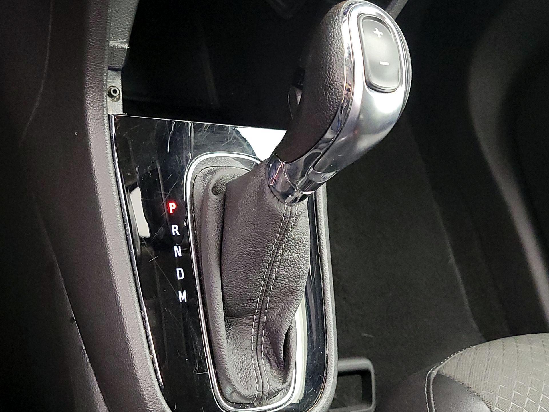 Thumbnail: 2019 Buick Encore - 18