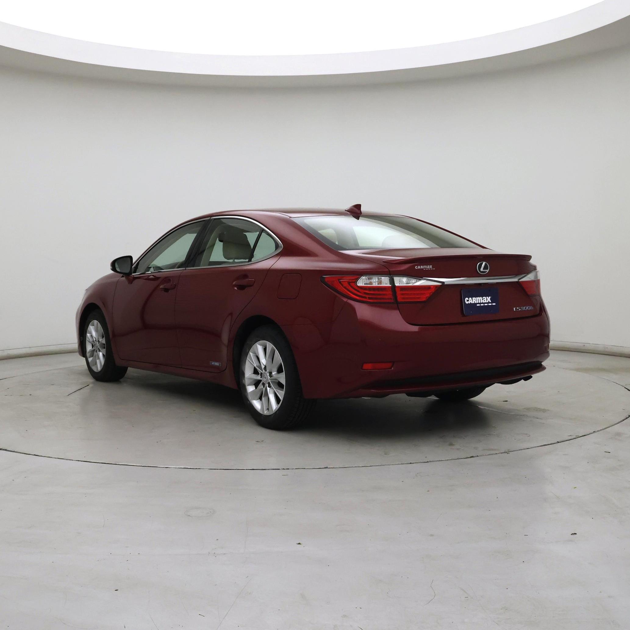Thumbnail: 2015 Lexus ES - 2