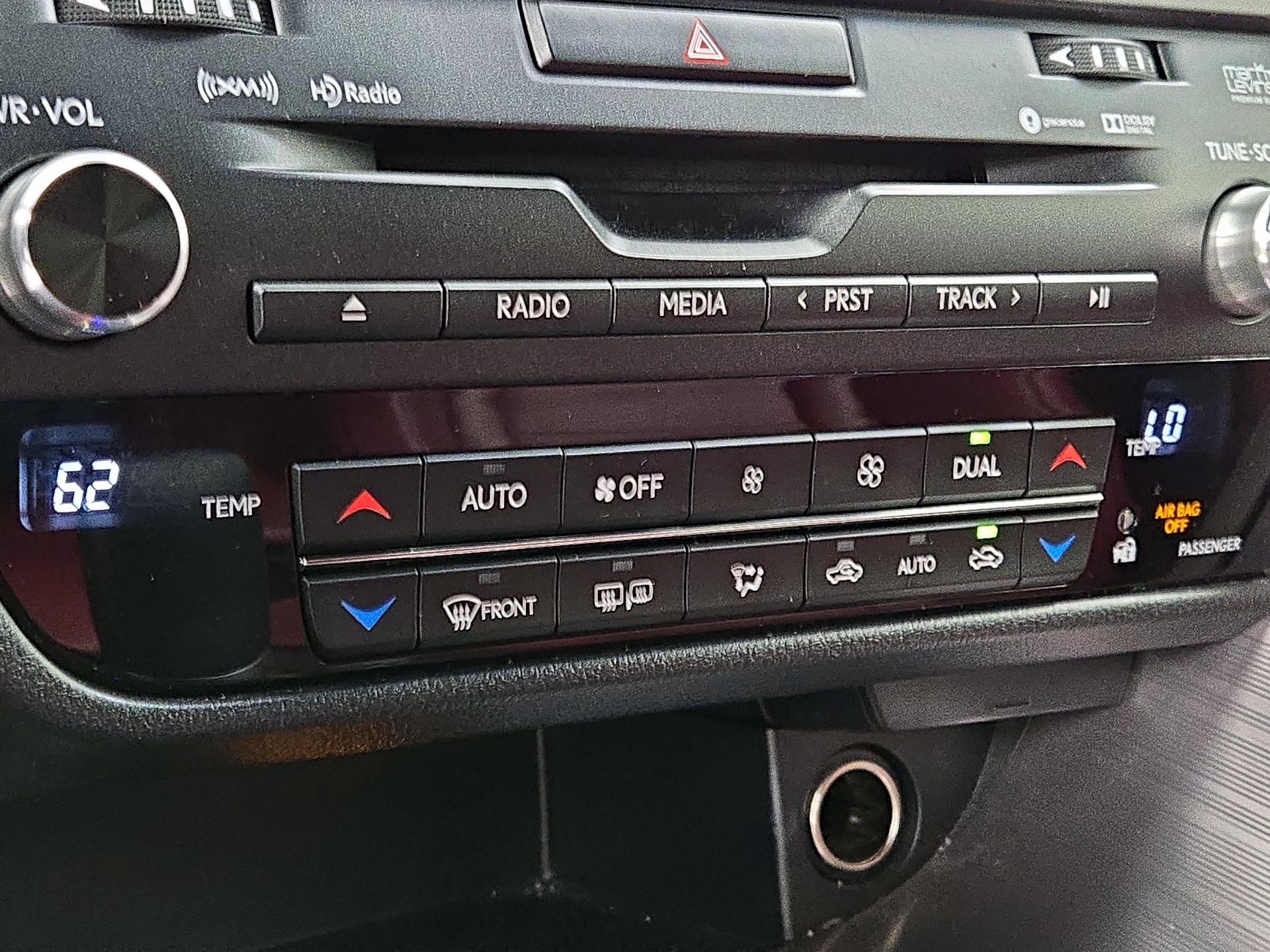 Thumbnail: 2019 Lexus RX - 16