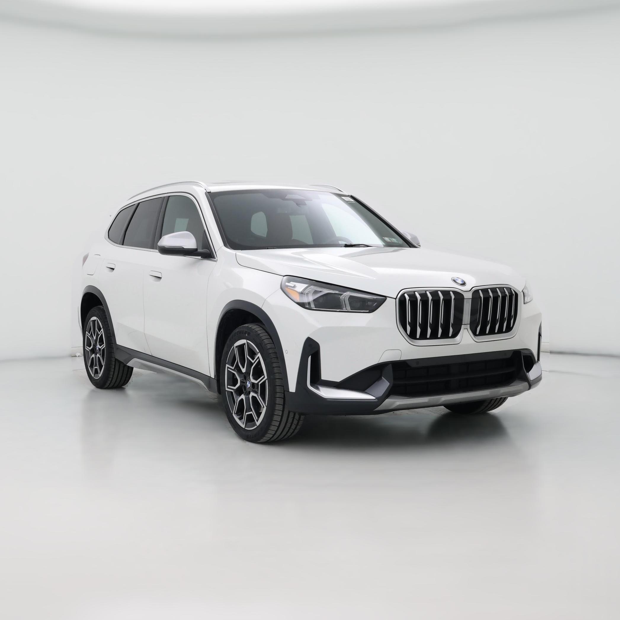 Thumbnail: 2023 BMW X1 - 1