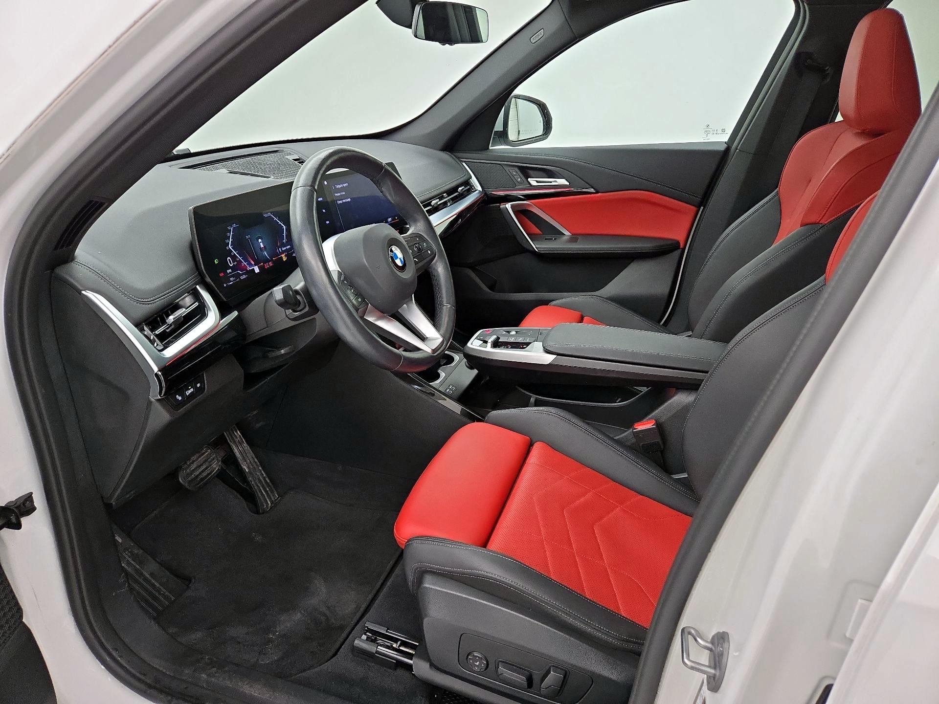 Thumbnail: 2023 BMW X1 - 11