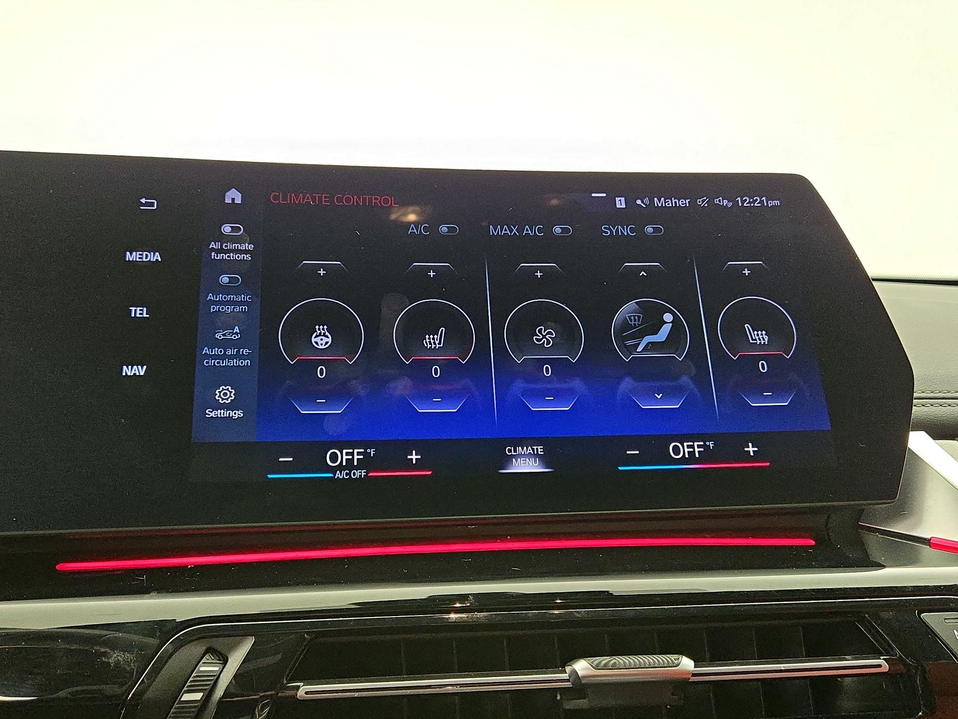 Thumbnail: 2023 BMW X1 - 17