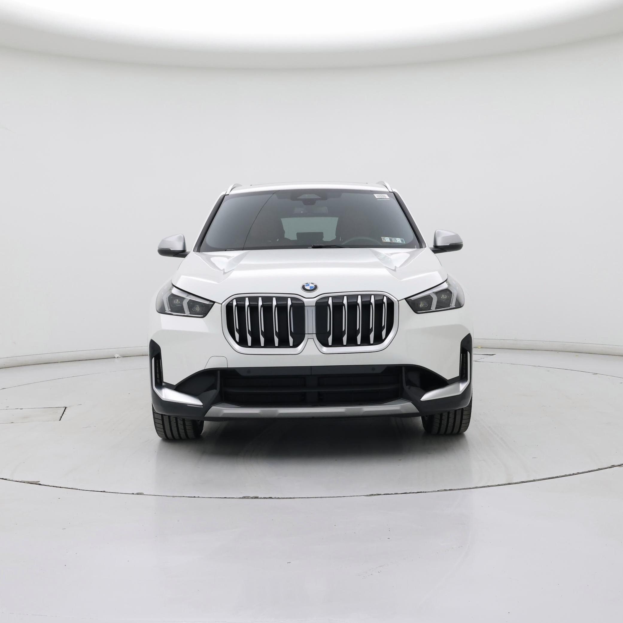 Thumbnail: 2023 BMW X1 - 5