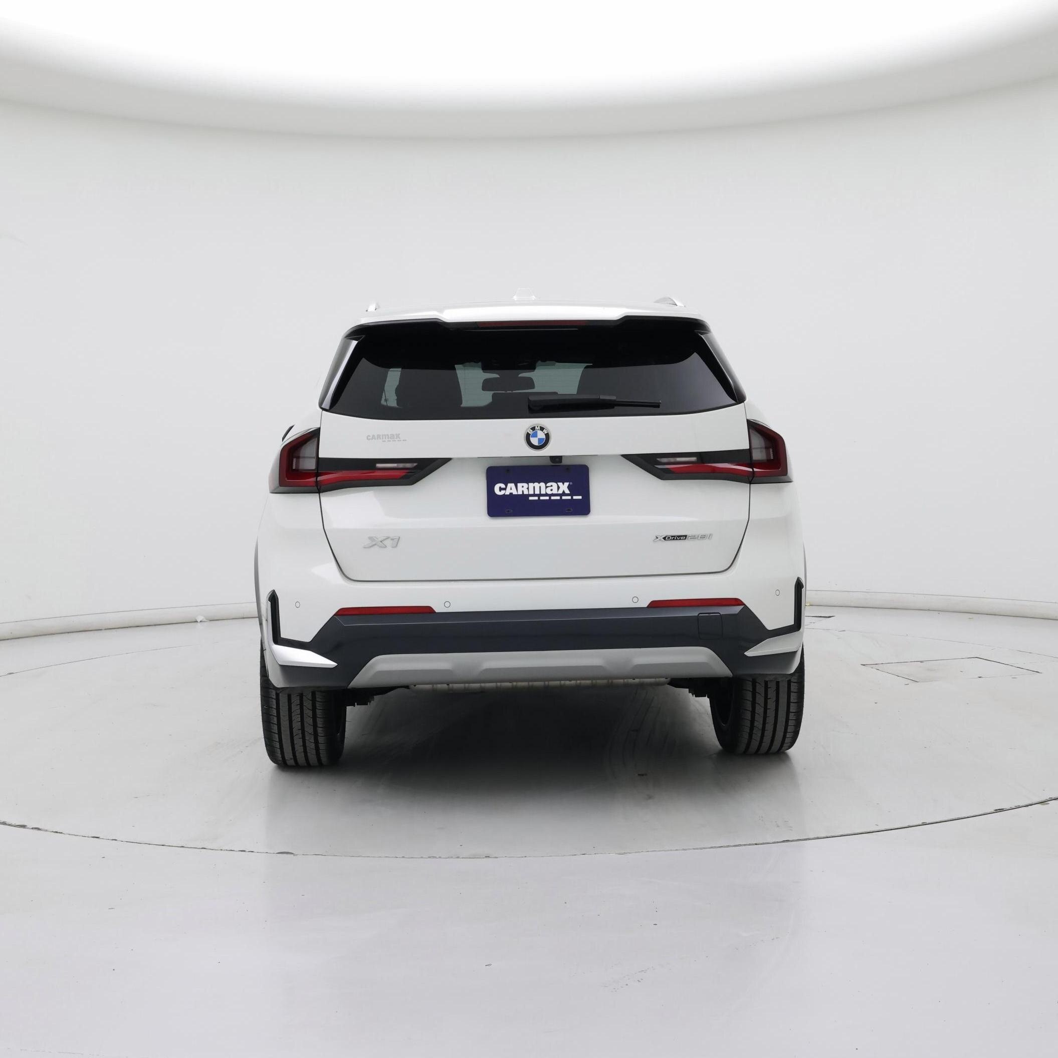 Thumbnail: 2023 BMW X1 - 6