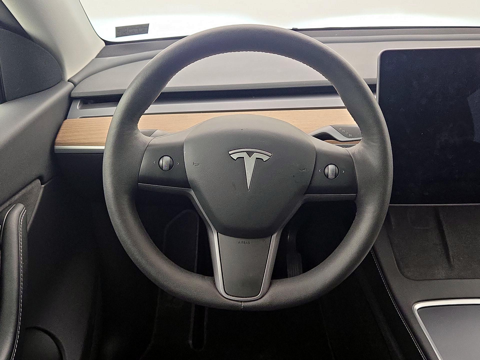 Thumbnail: 2021 Tesla Model Y - 10