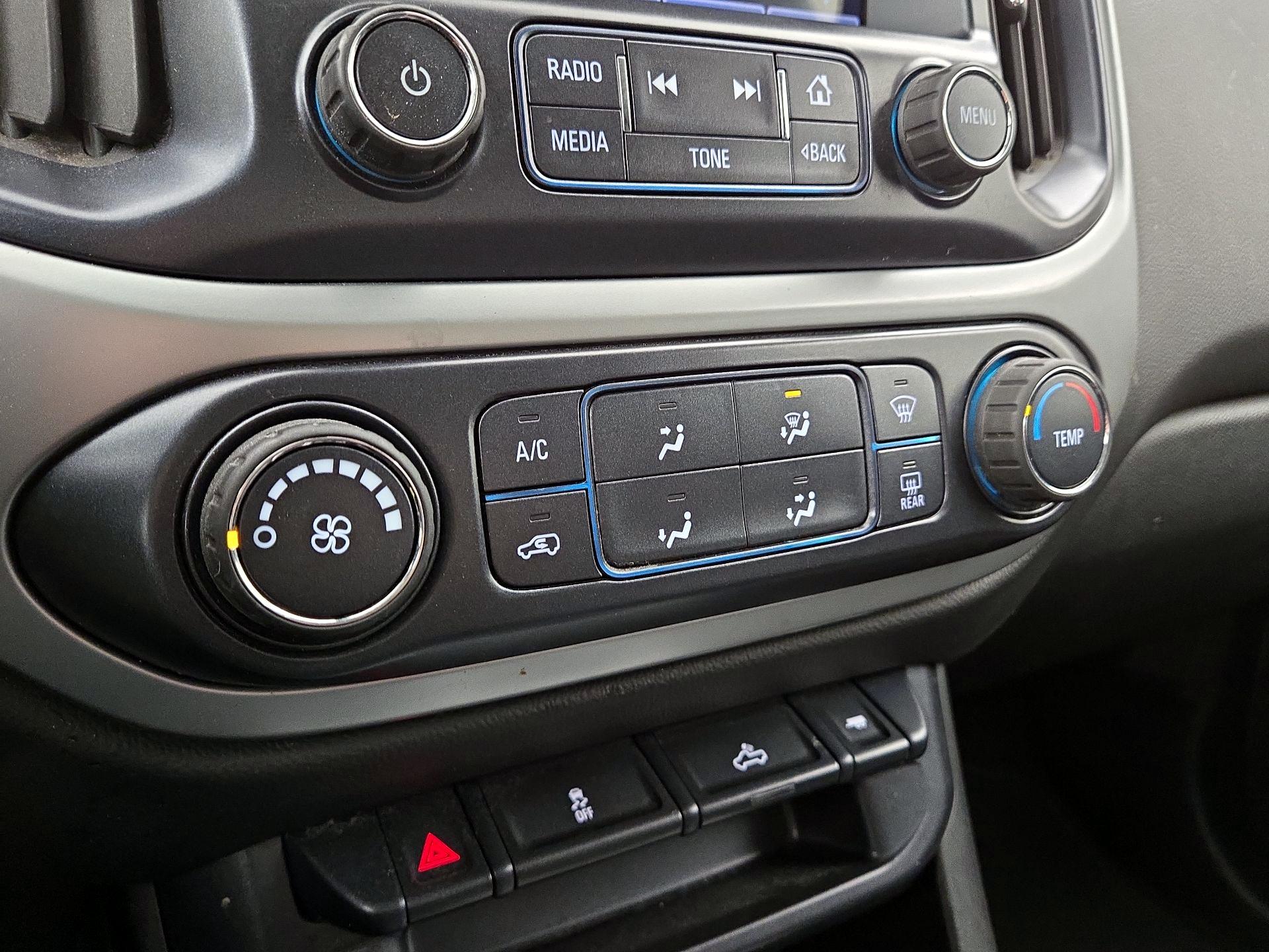 Thumbnail: 2016 Chevrolet Colorado - 16