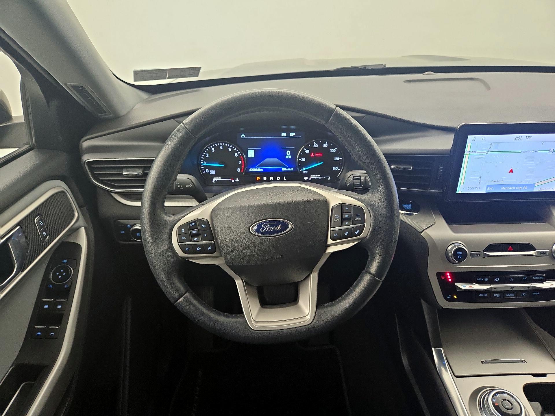 Thumbnail: 2022 Ford Explorer - 10