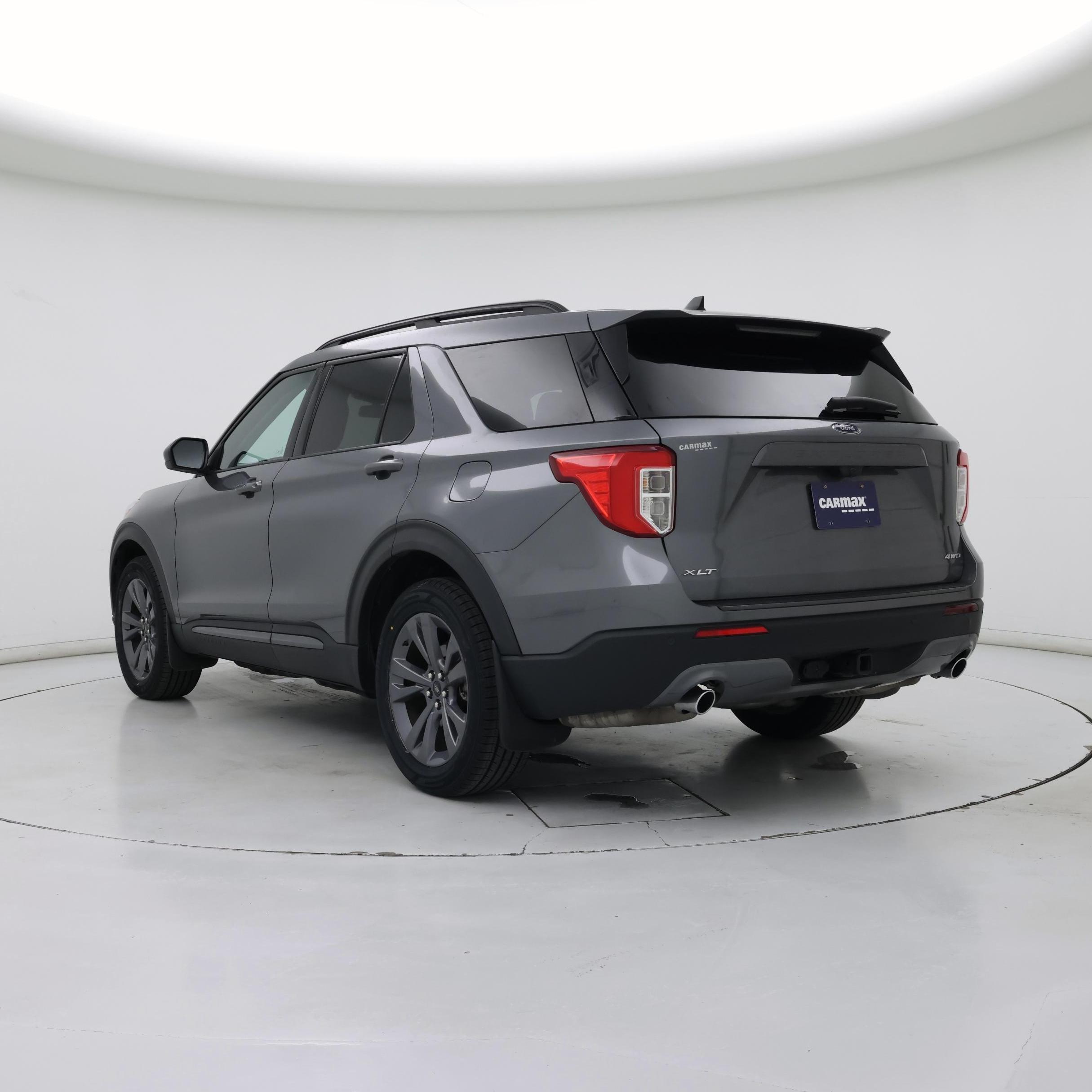 Thumbnail: 2022 Ford Explorer - 2
