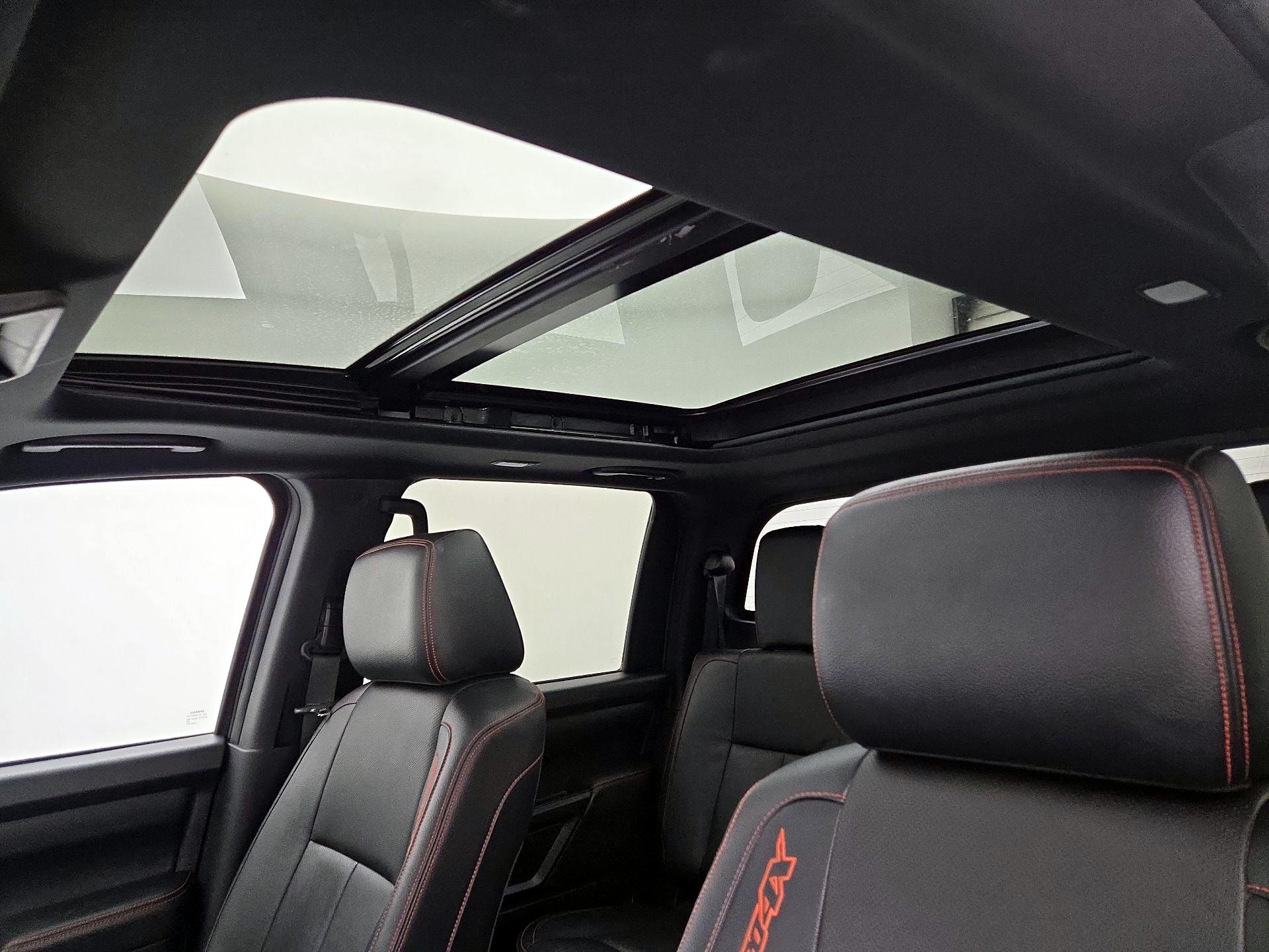 Thumbnail: 2021 Nissan Titan - 20