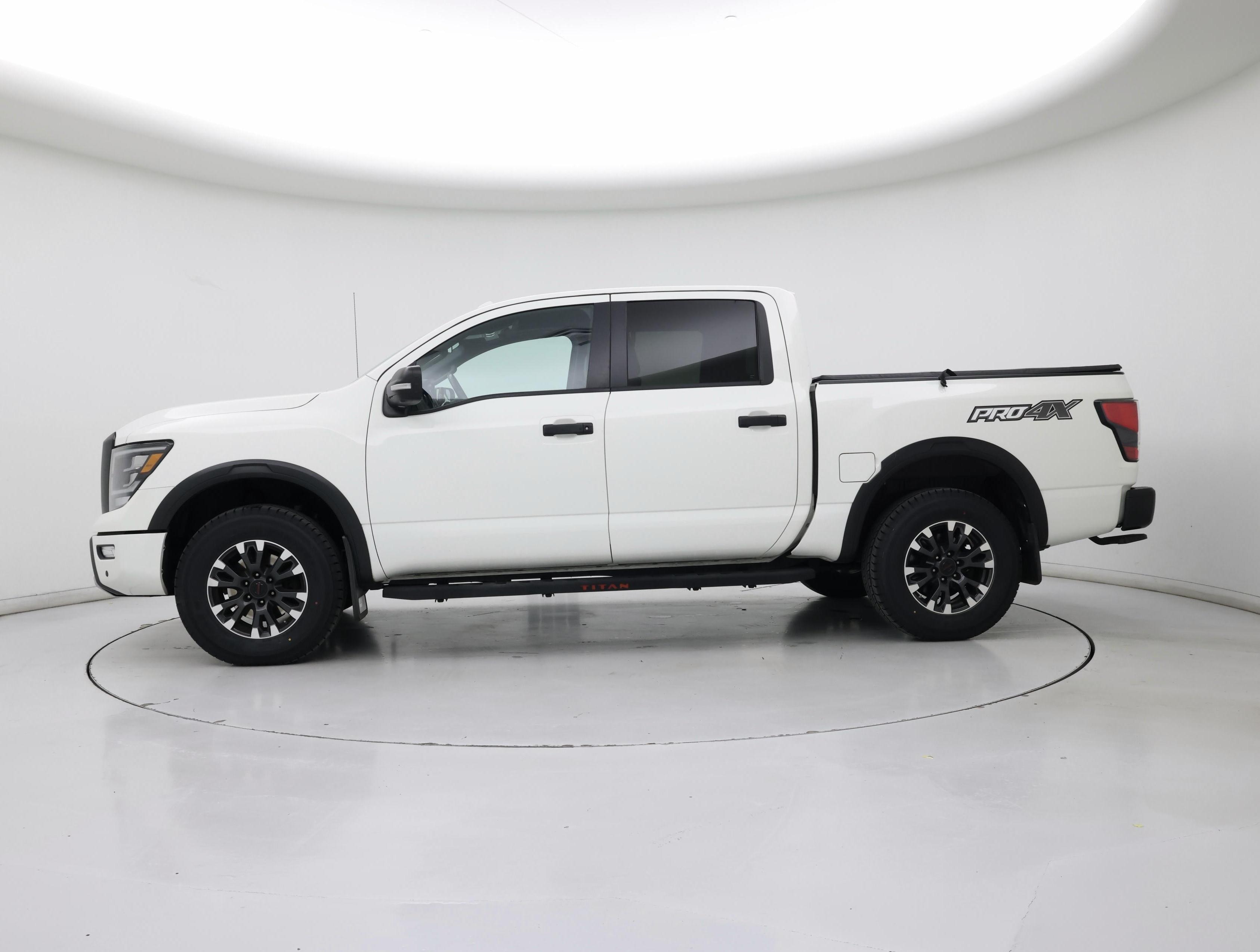 Thumbnail: 2021 Nissan Titan - 3