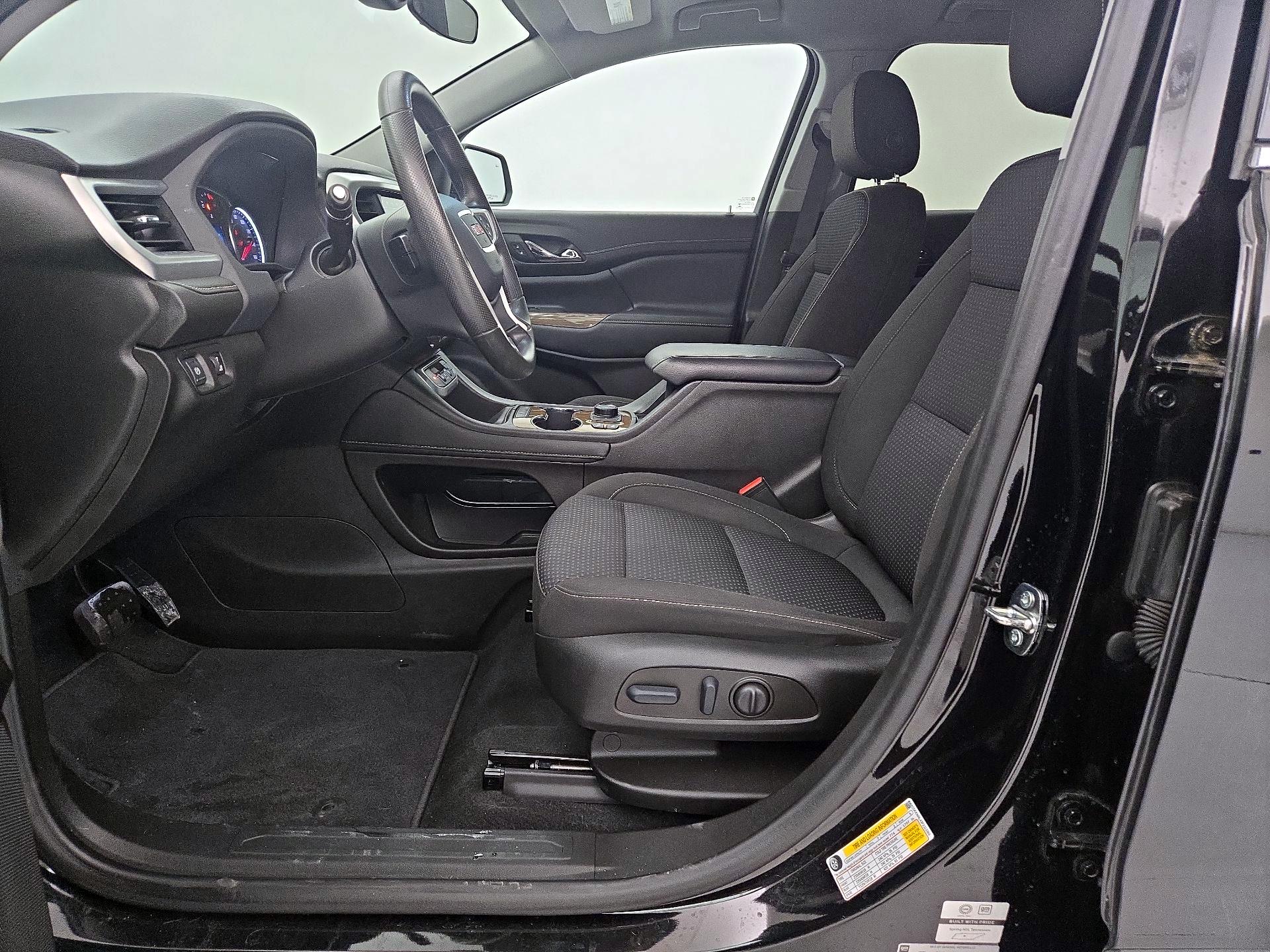 Thumbnail: 2023 GMC Acadia - 11