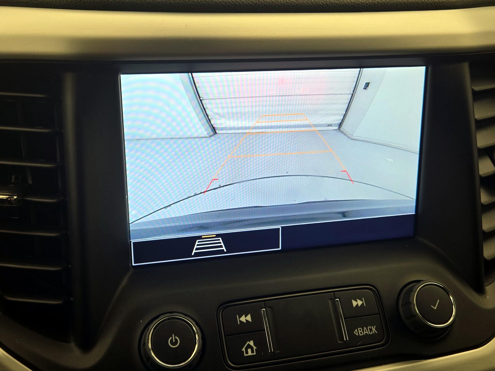 Thumbnail: 2023 GMC Acadia - 14