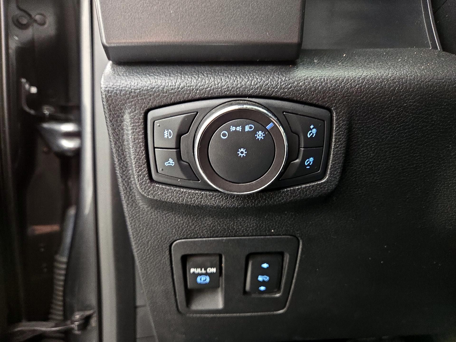 Thumbnail: 2018 Ford F-150 - 13