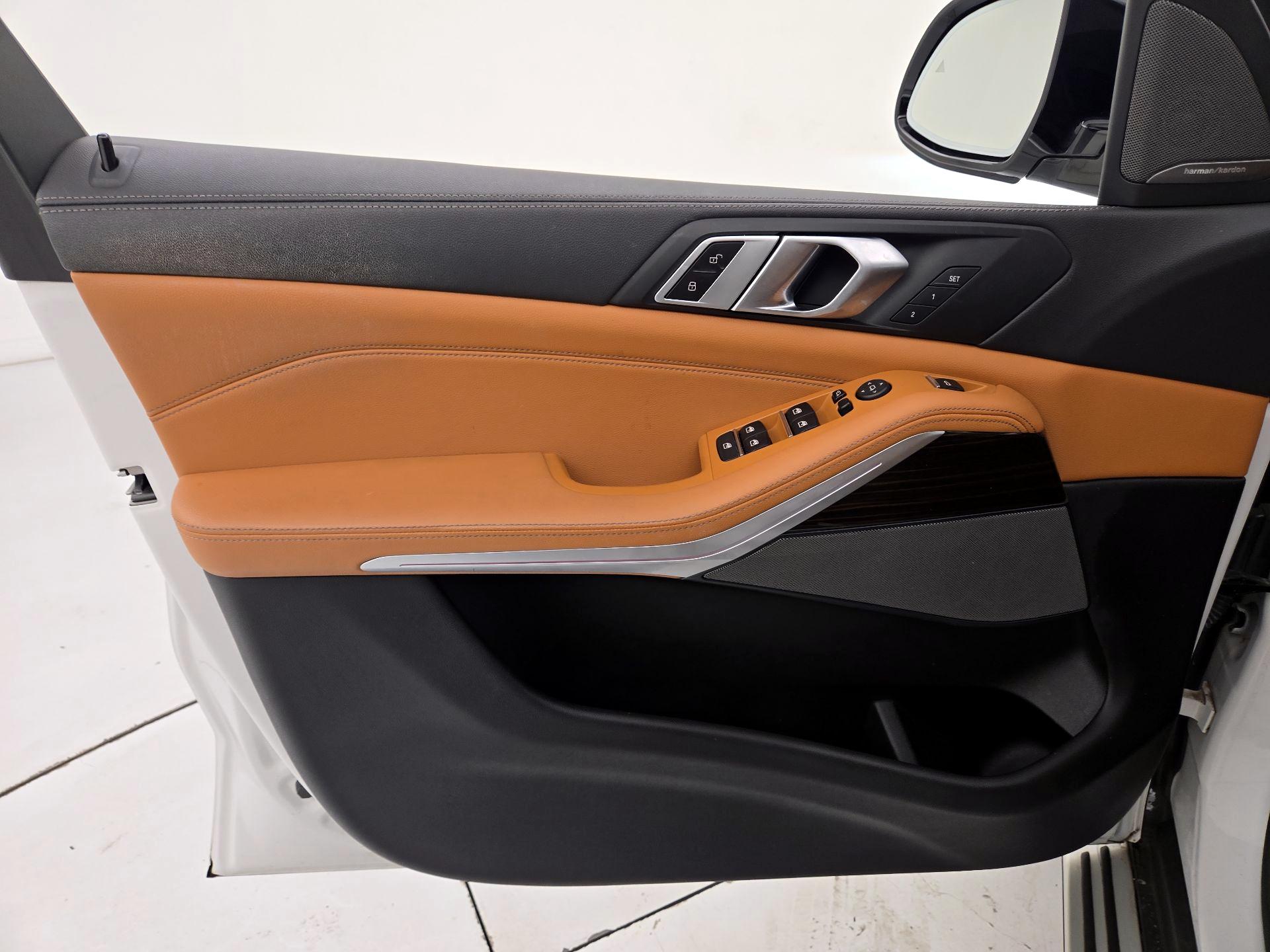 Thumbnail: 2021 BMW X5 - 12