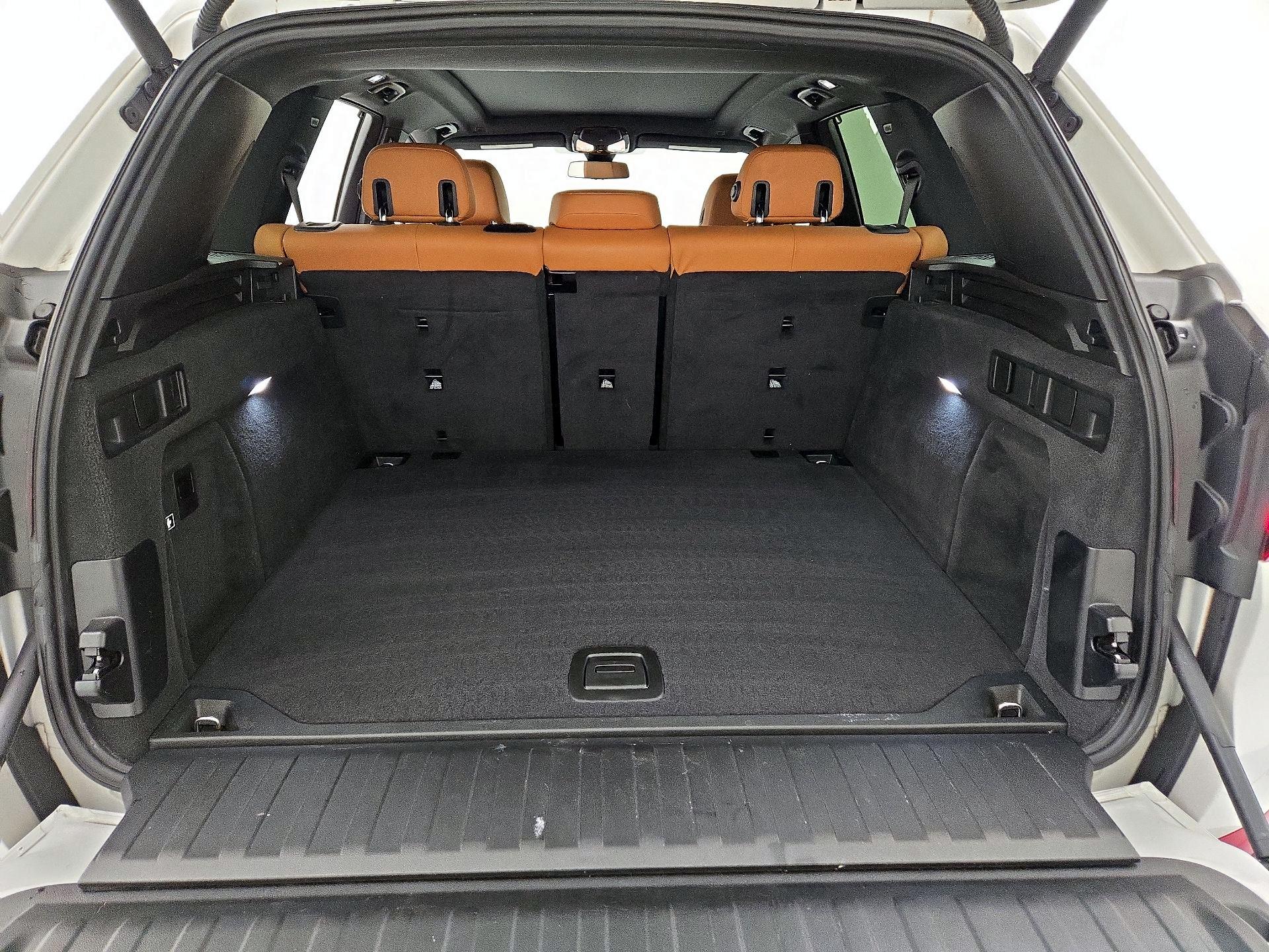 Thumbnail: 2021 BMW X5 - 19