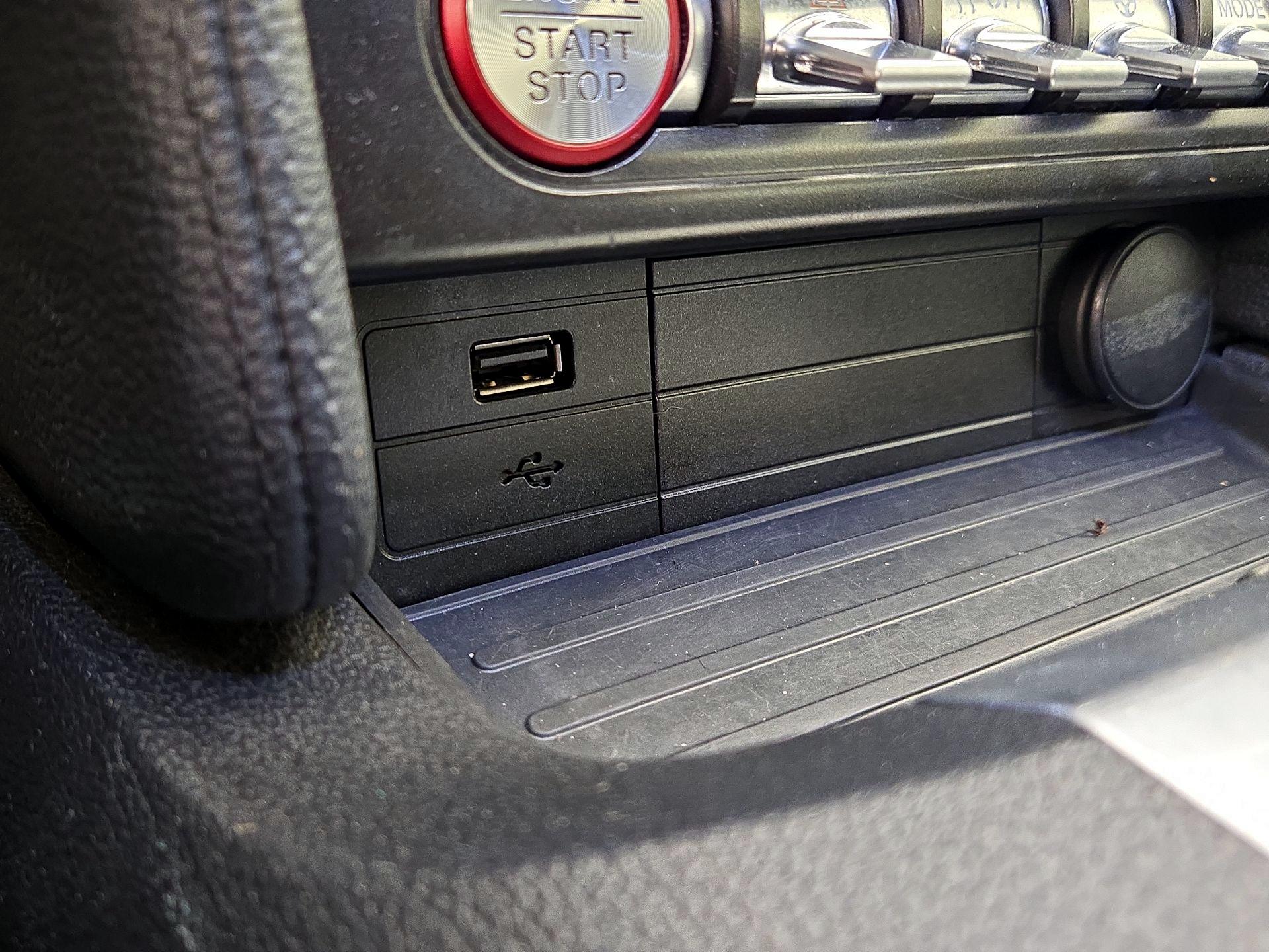 Thumbnail: 2019 Ford Mustang - 18