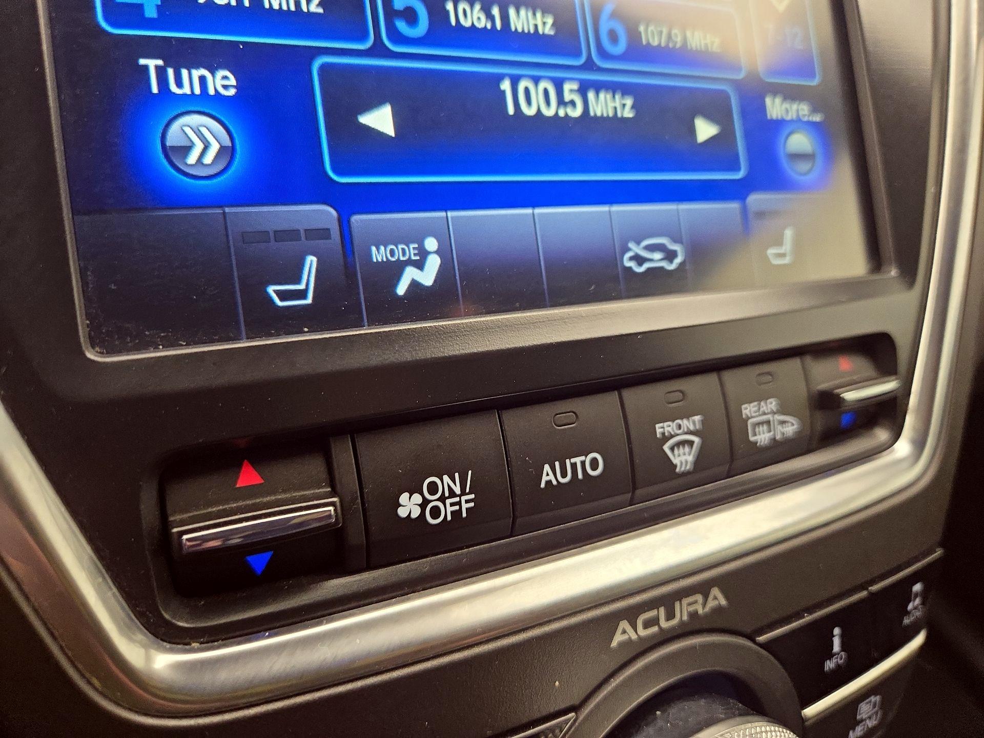 Thumbnail: 2017 Acura MDX - 16