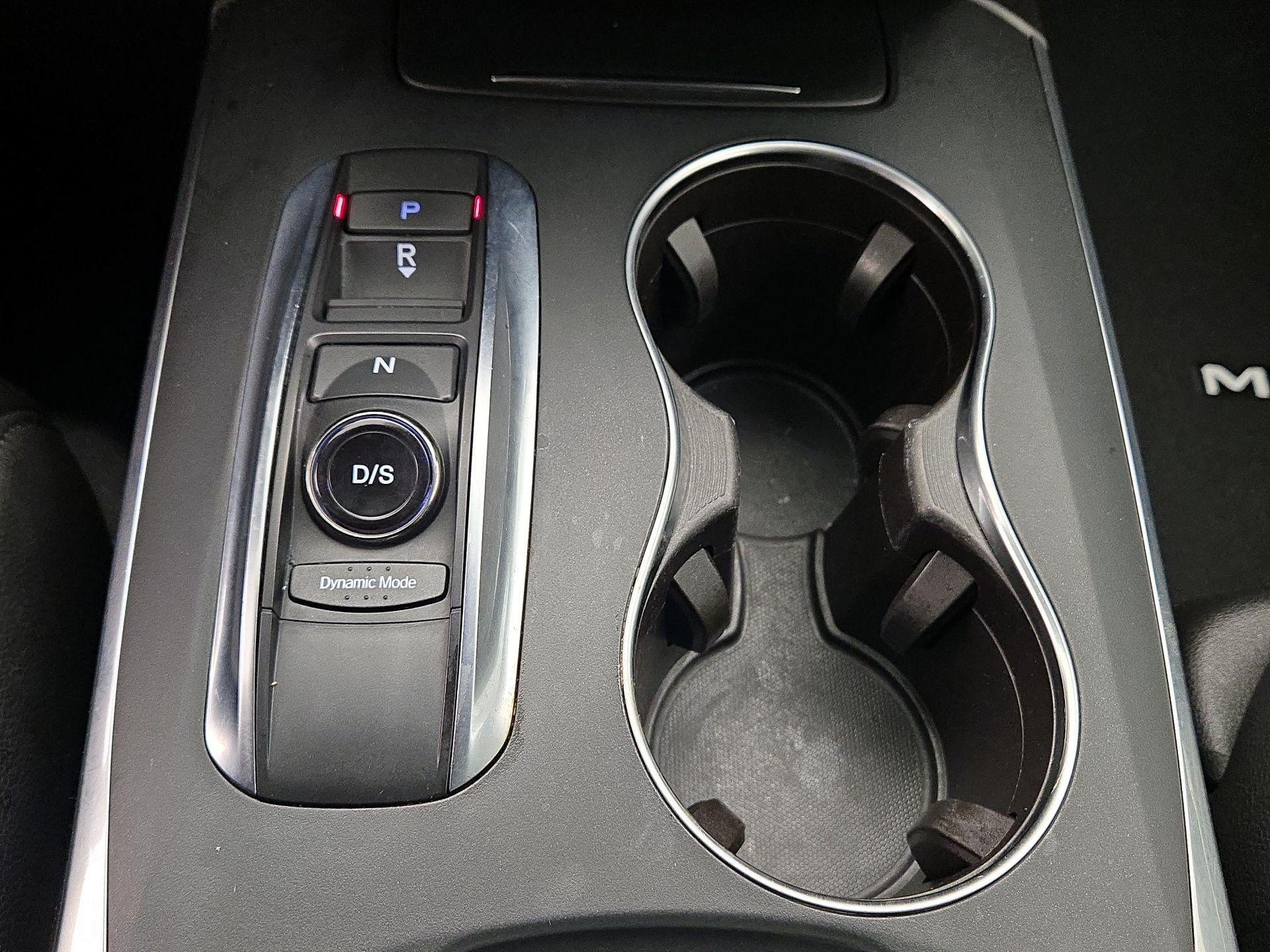 Thumbnail: 2017 Acura MDX - 17