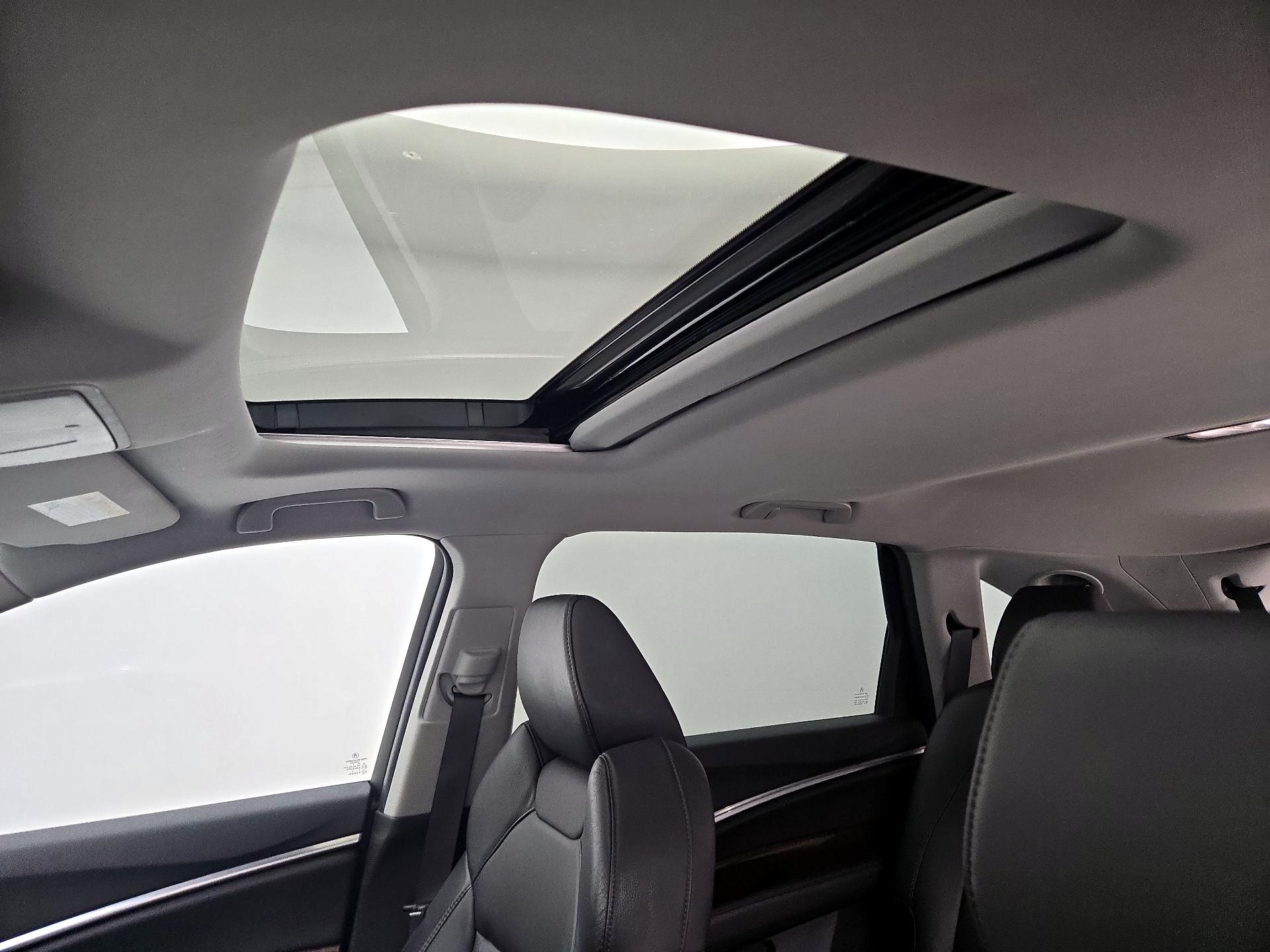 Thumbnail: 2017 Acura MDX - 18