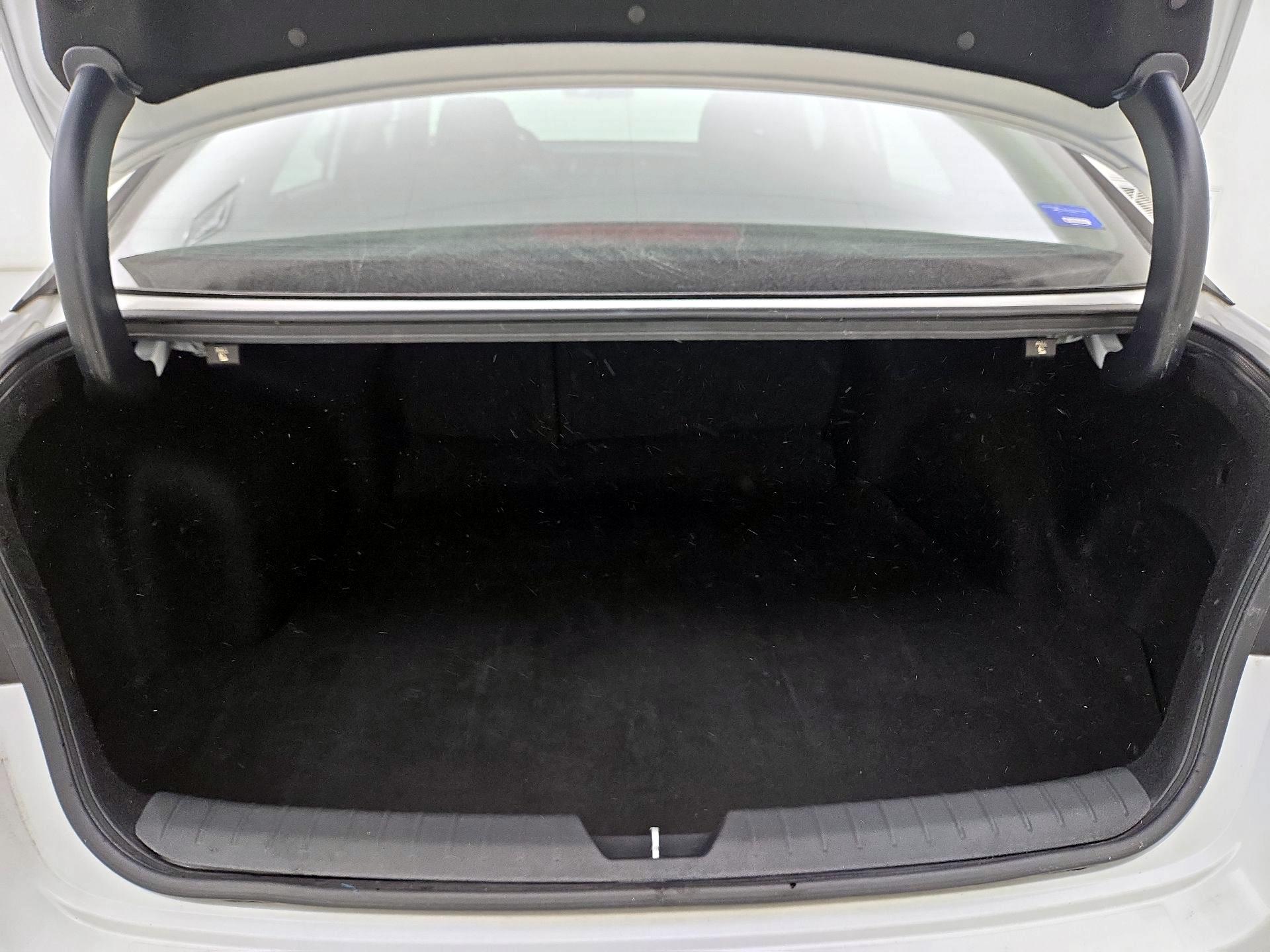 Thumbnail: 2019 Kia Optima - 20