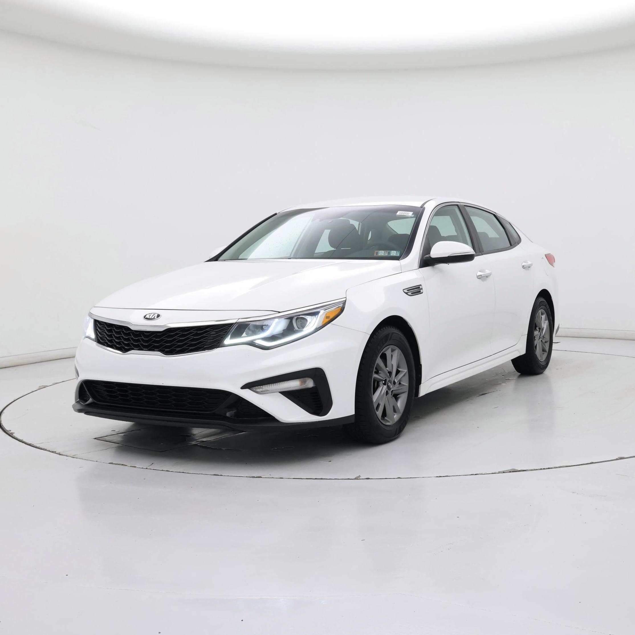 Thumbnail: 2019 Kia Optima - 4
