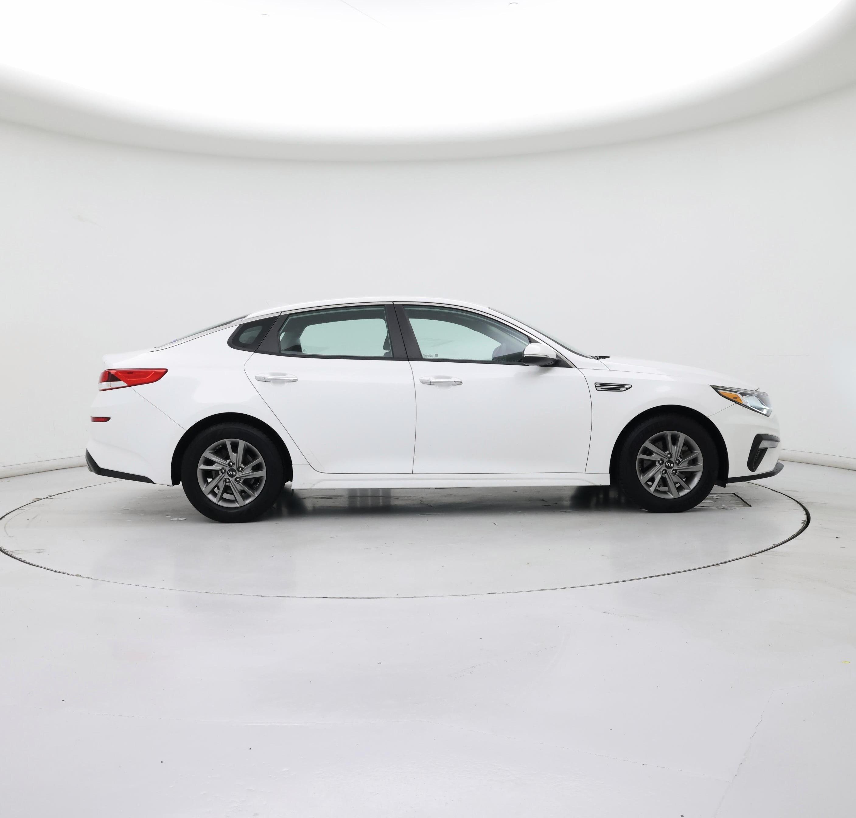 Thumbnail: 2019 Kia Optima - 7