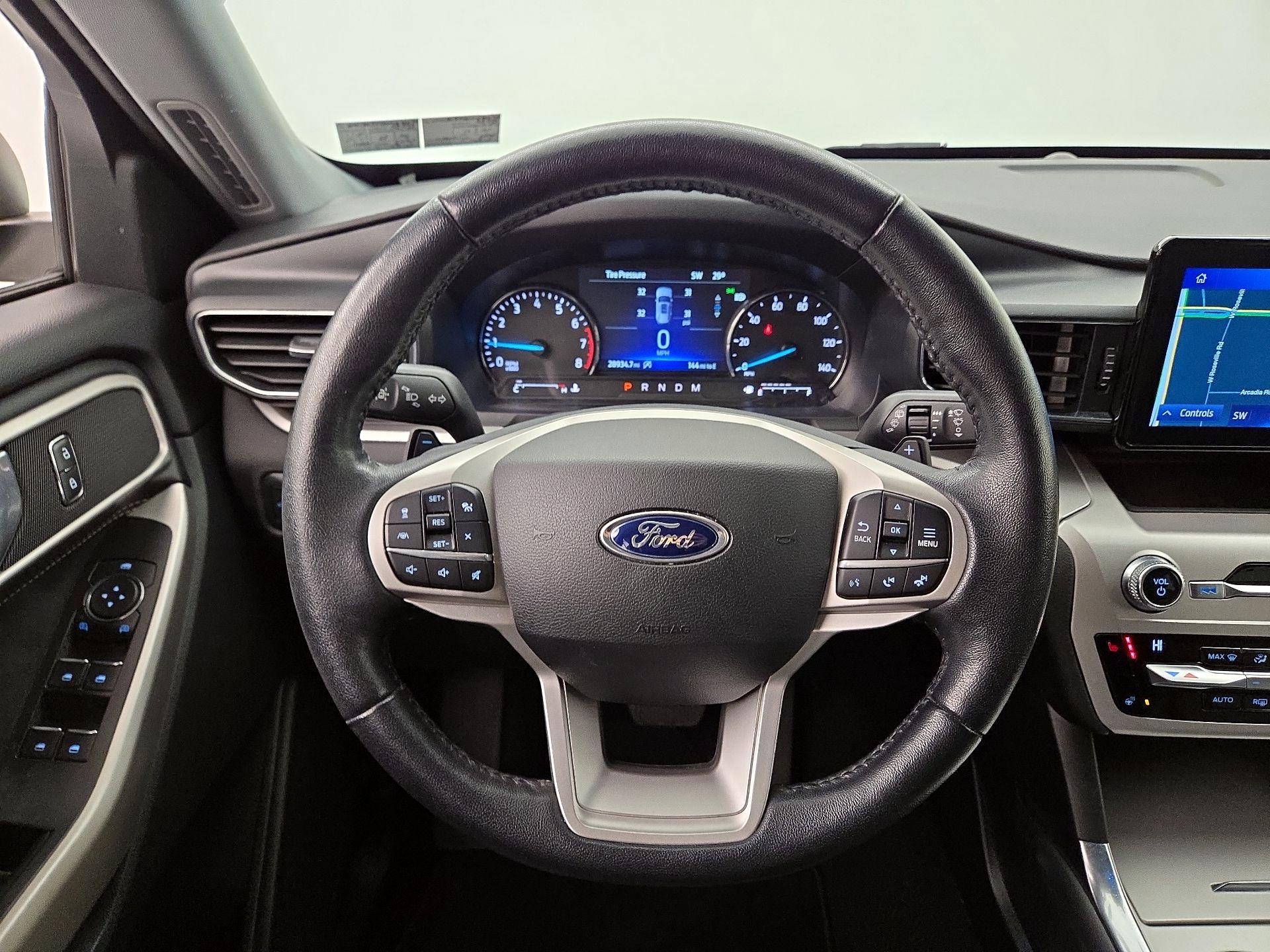 Thumbnail: 2021 Ford Explorer - 10