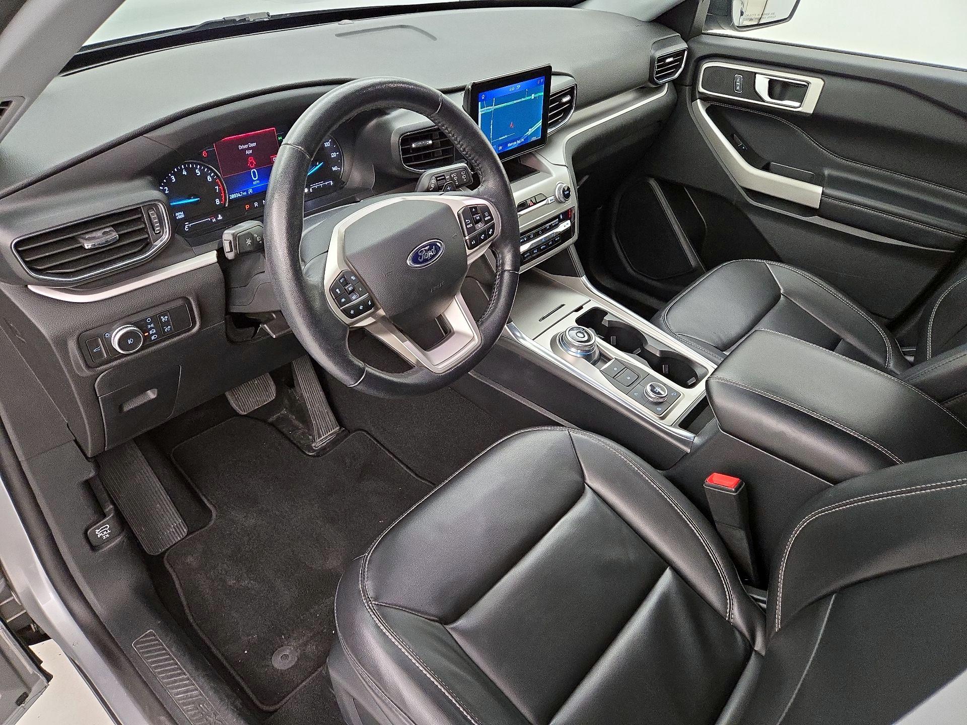 Thumbnail: 2021 Ford Explorer - 11