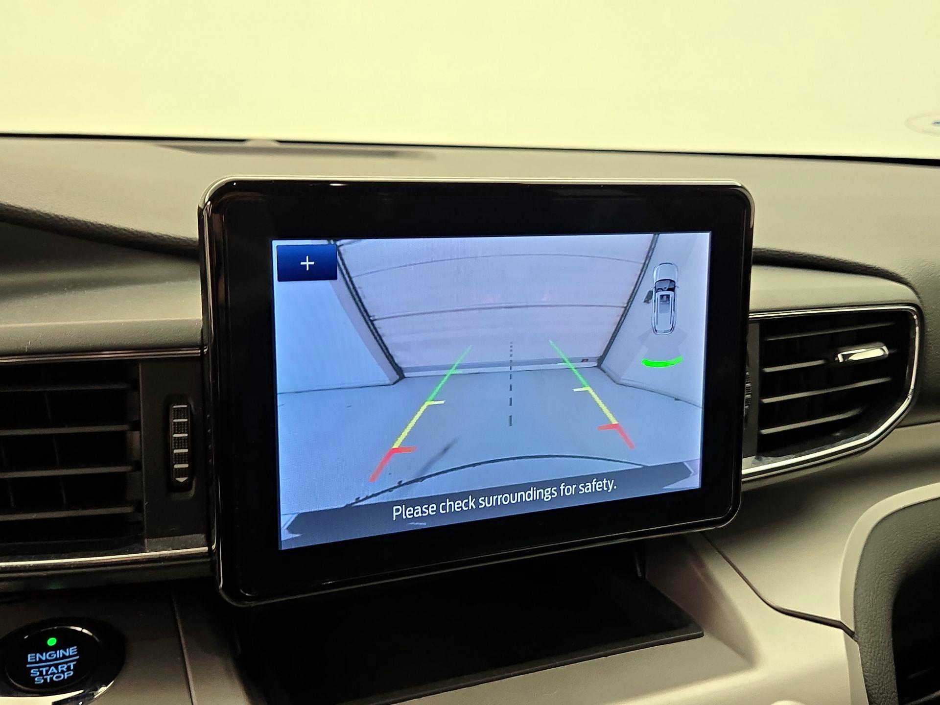 Thumbnail: 2021 Ford Explorer - 15