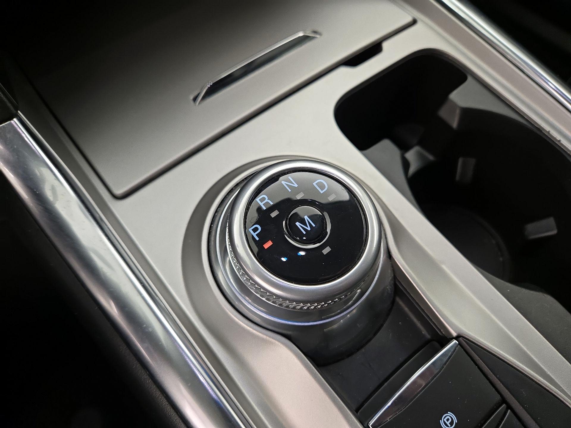 Thumbnail: 2021 Ford Explorer - 18