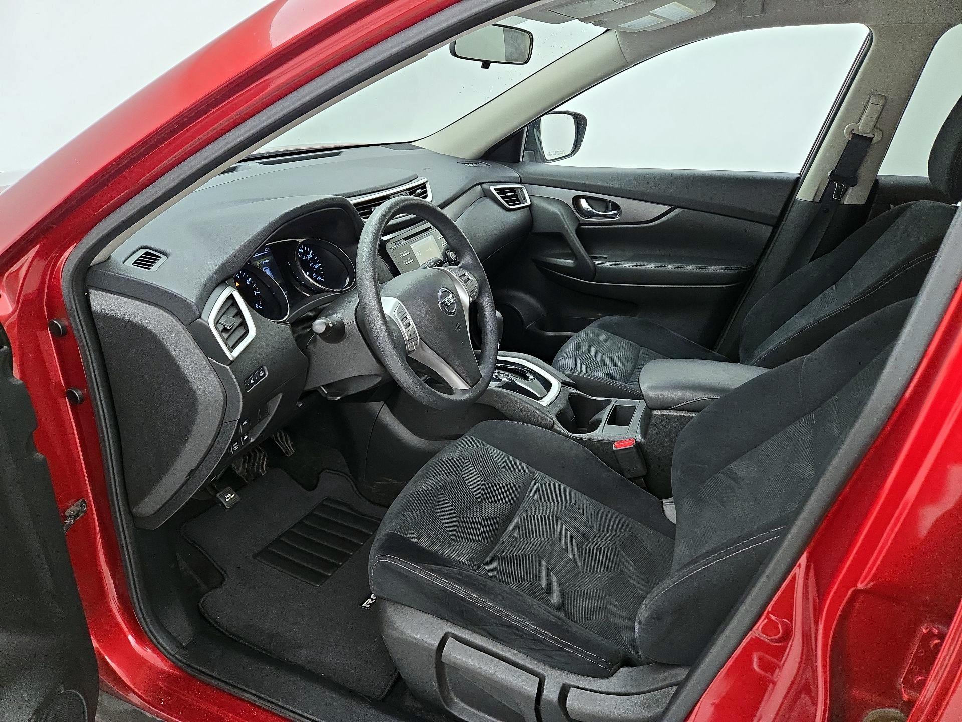 Thumbnail: 2016 Nissan Rogue - 11