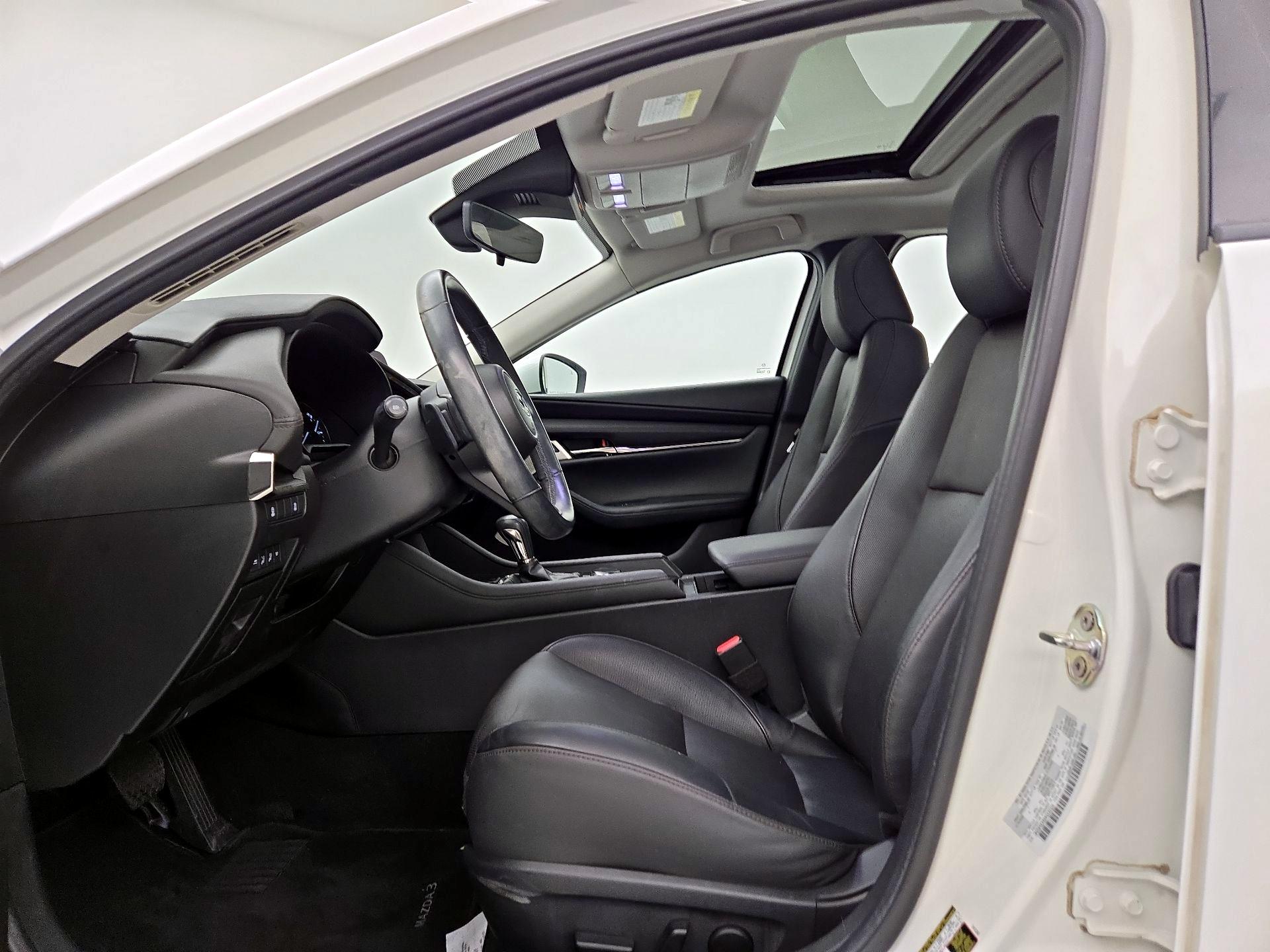 Thumbnail: 2021 Mazda Mazda3 - 11