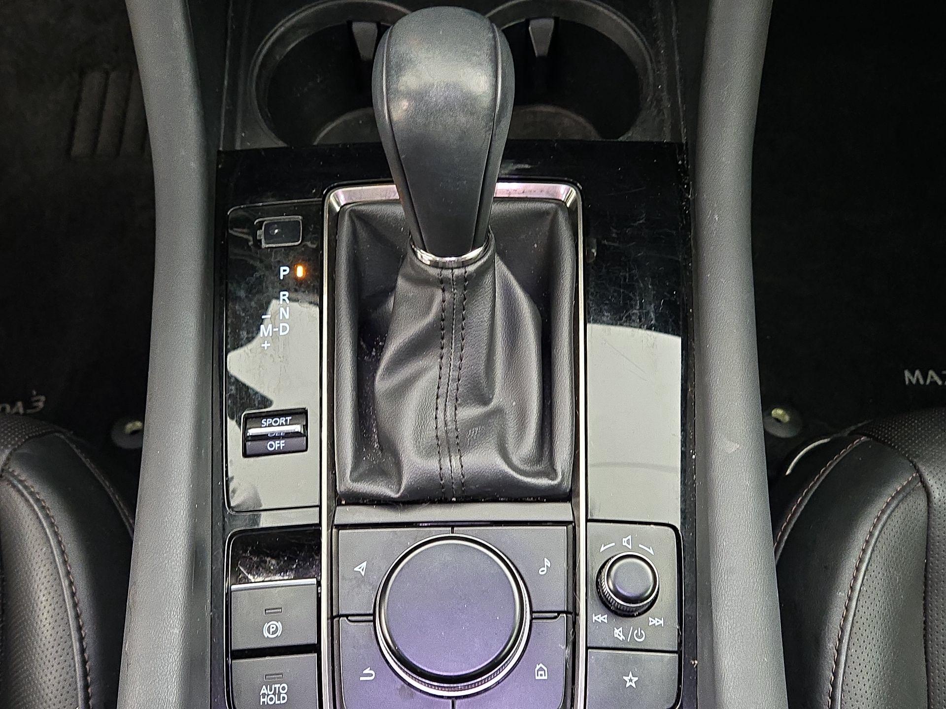 Thumbnail: 2021 Mazda Mazda3 - 18