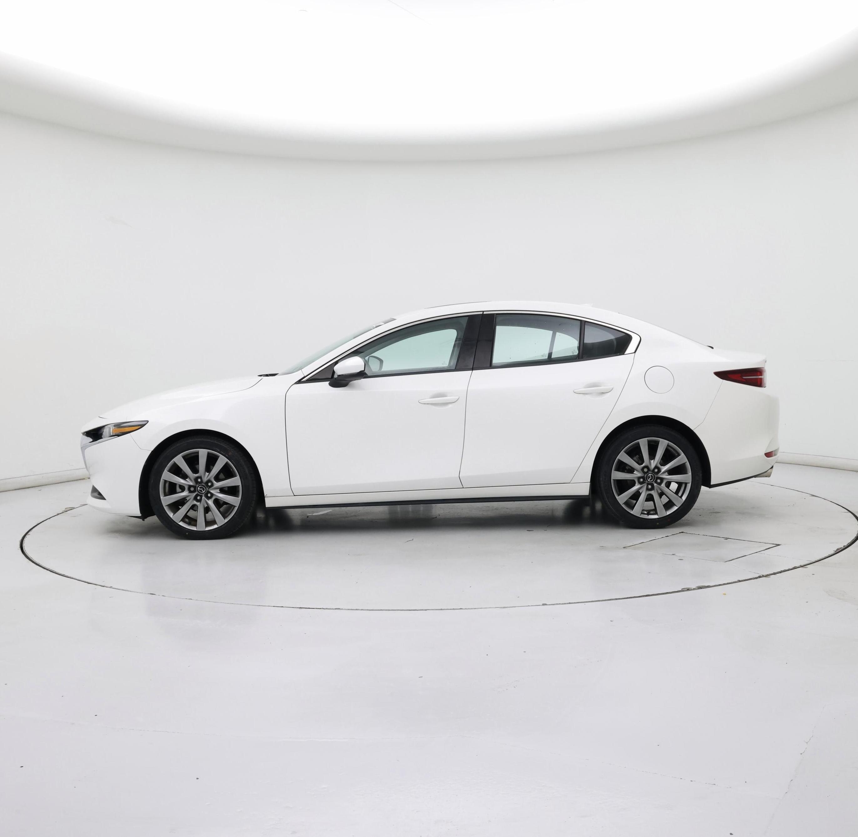 Thumbnail: 2021 Mazda Mazda3 - 3