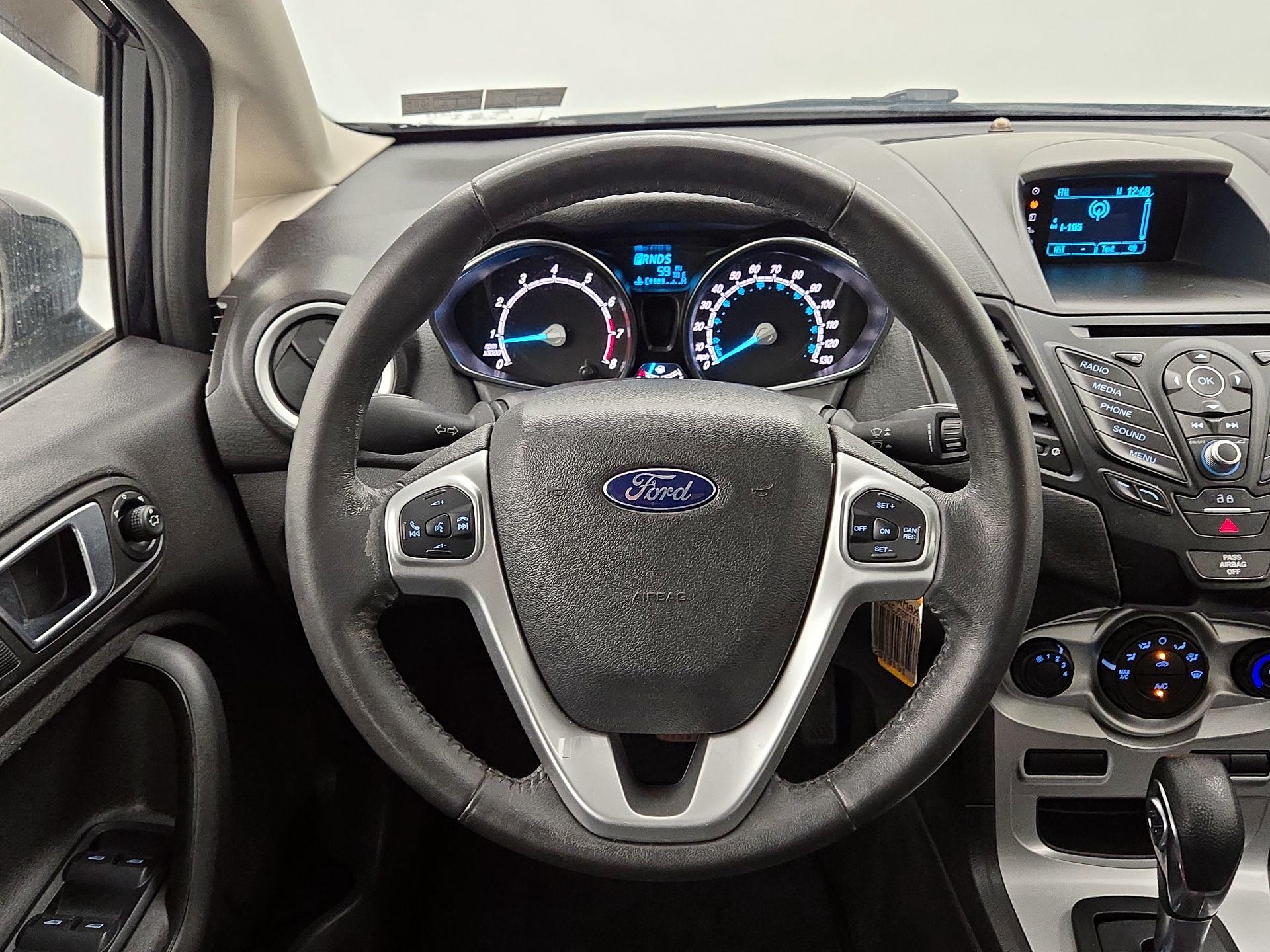 Thumbnail: 2016 Ford Fiesta - 10