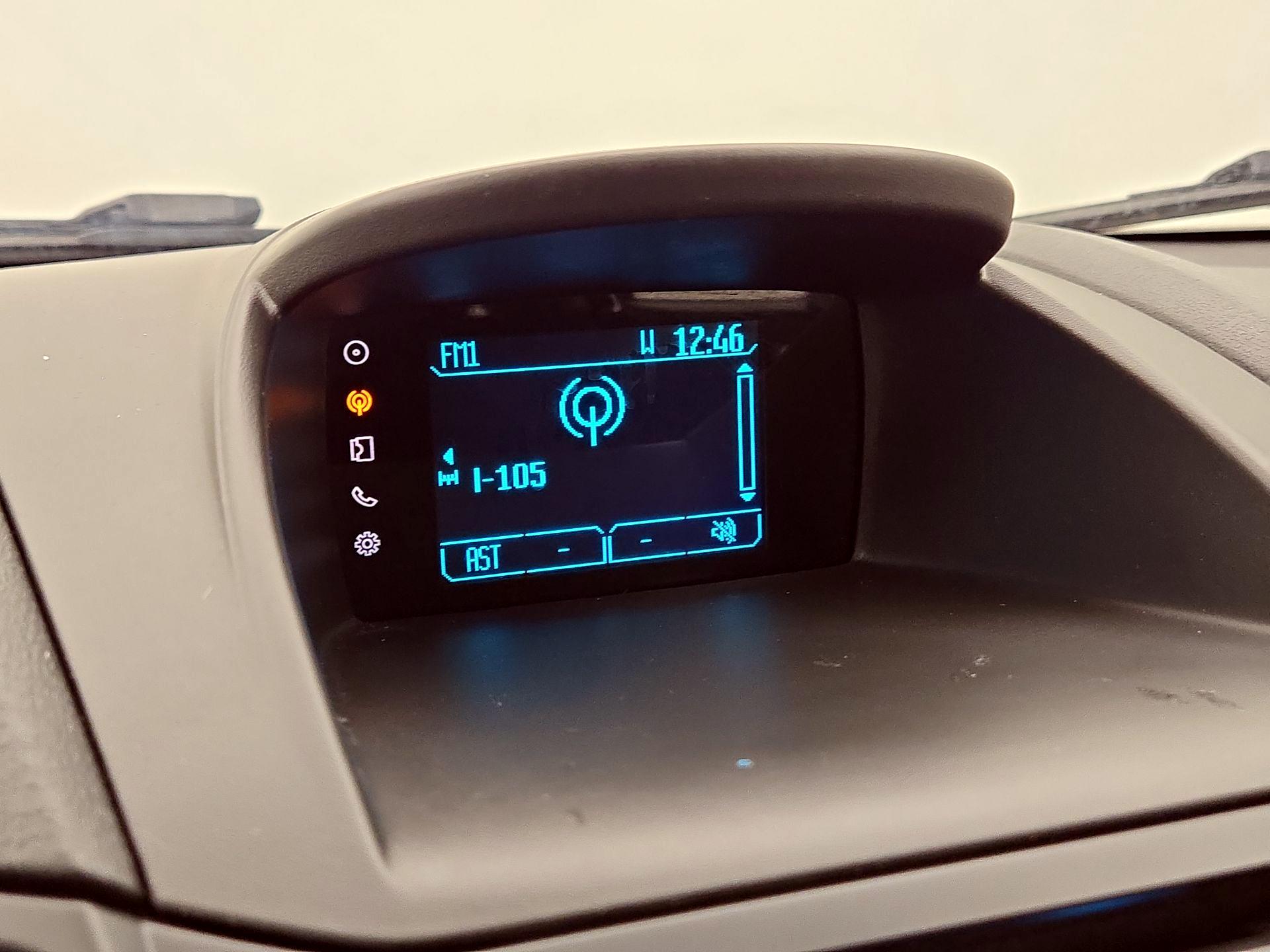 Thumbnail: 2016 Ford Fiesta - 14