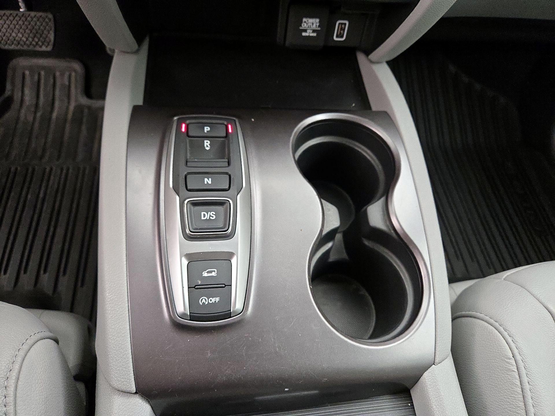 Thumbnail: 2021 Honda Pilot - 17