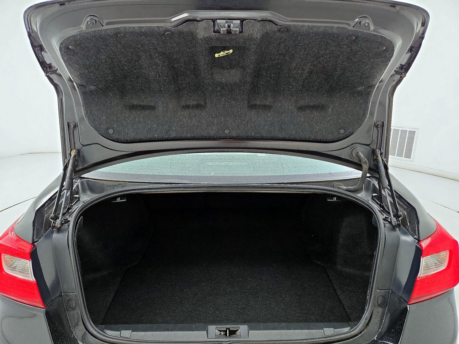 Thumbnail: 2015 Subaru Legacy - 20