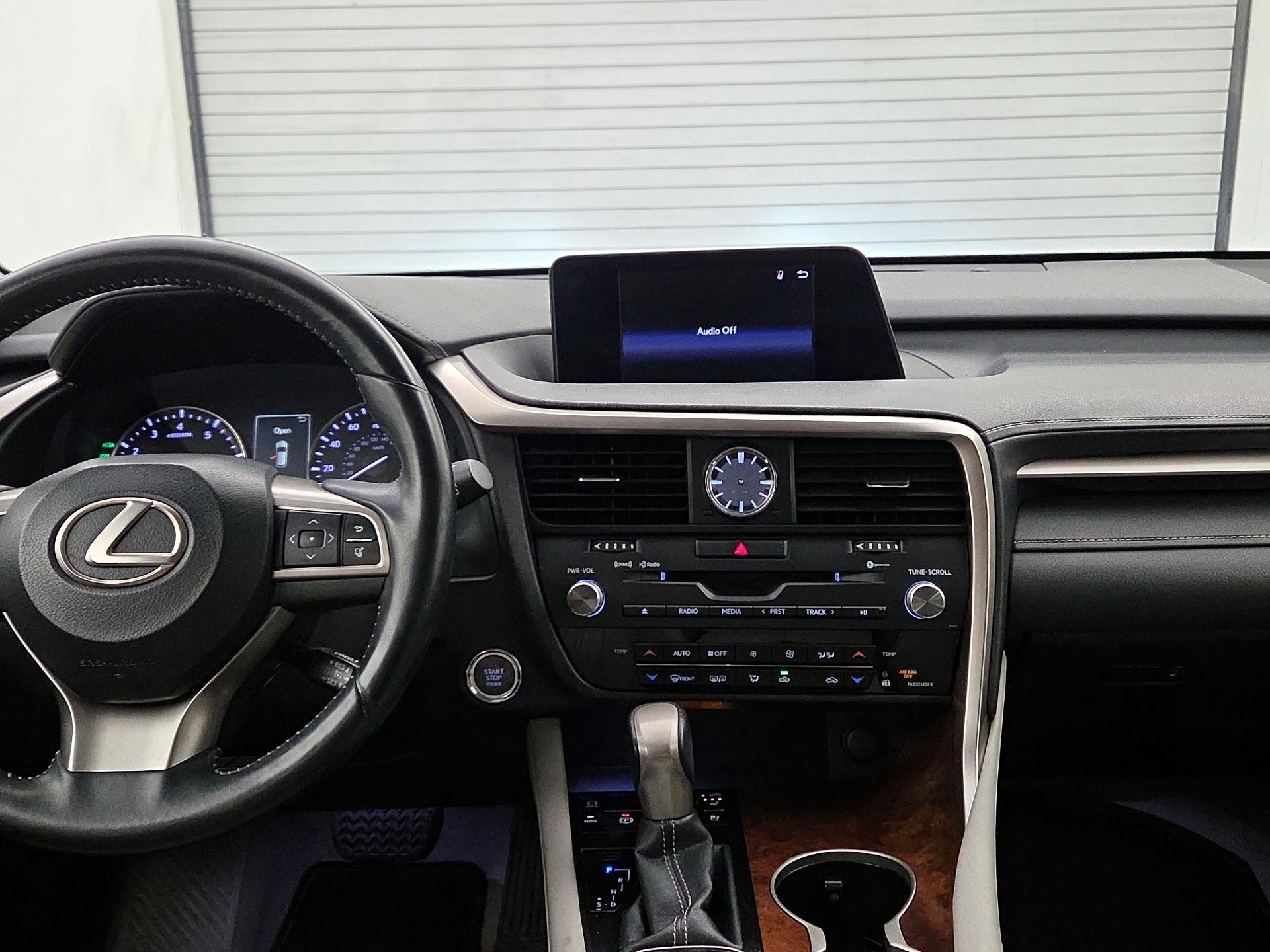 Thumbnail: 2016 Lexus RX - 9