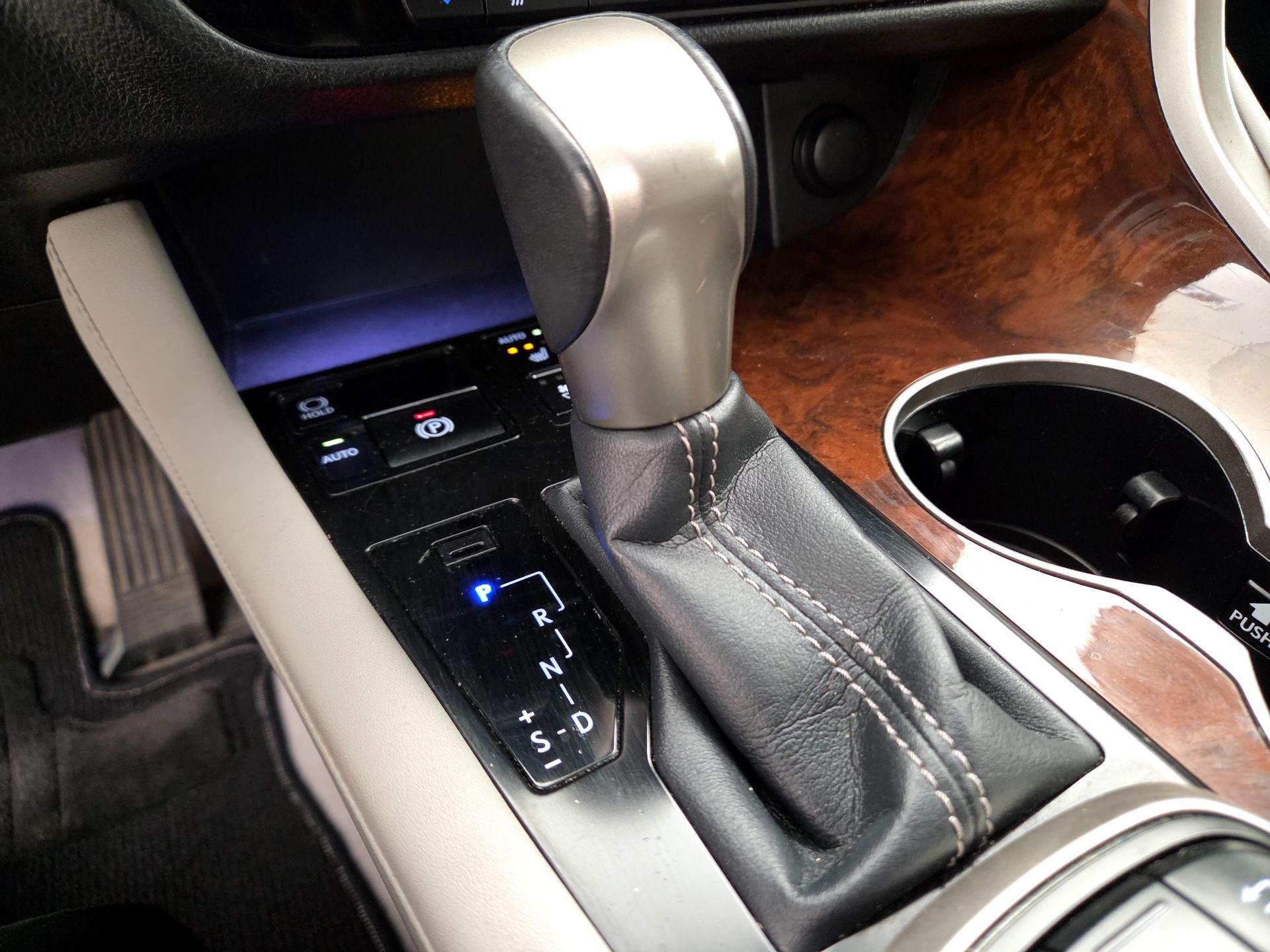 Thumbnail: 2016 Lexus RX - 16