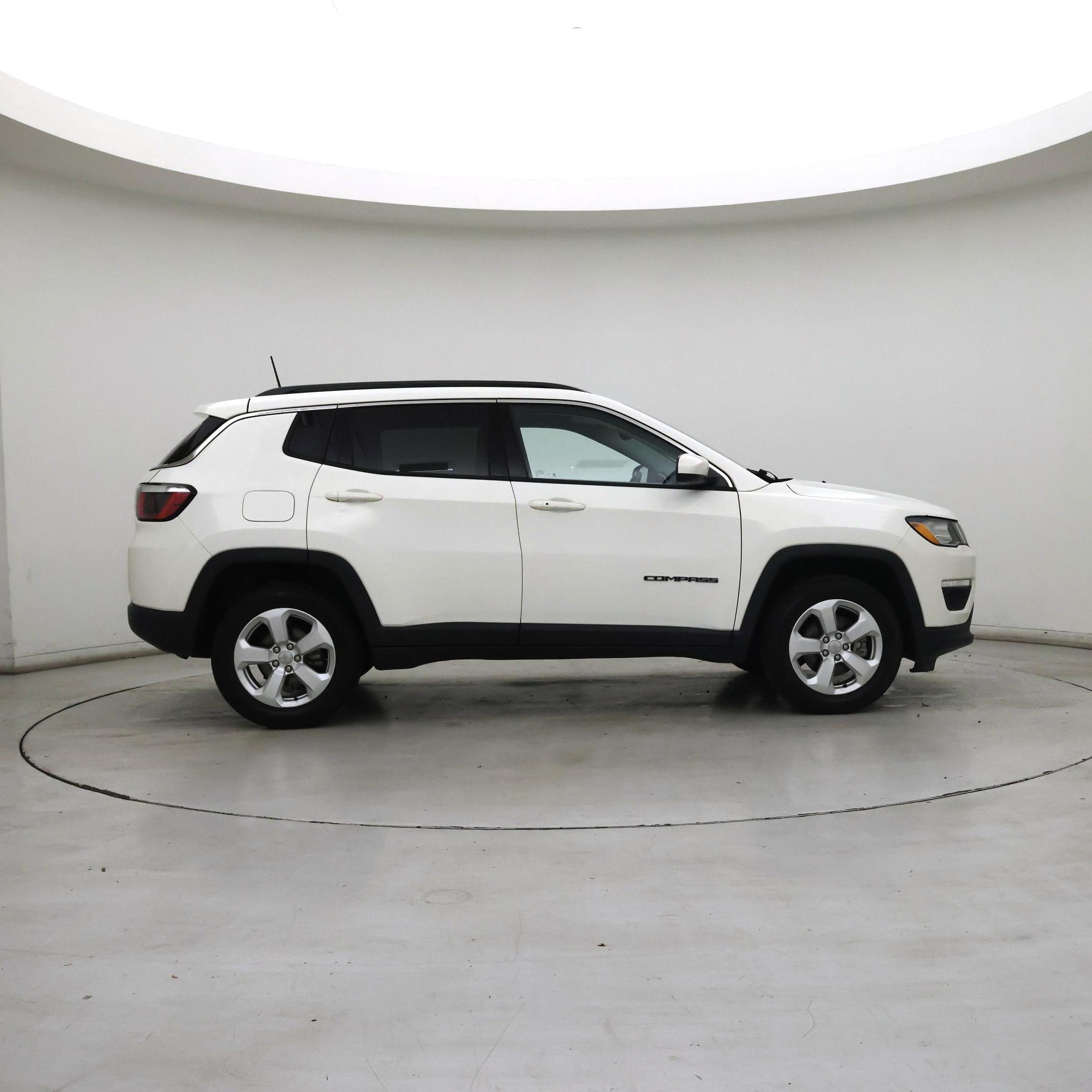 Thumbnail: 2019 Jeep Compass - 7