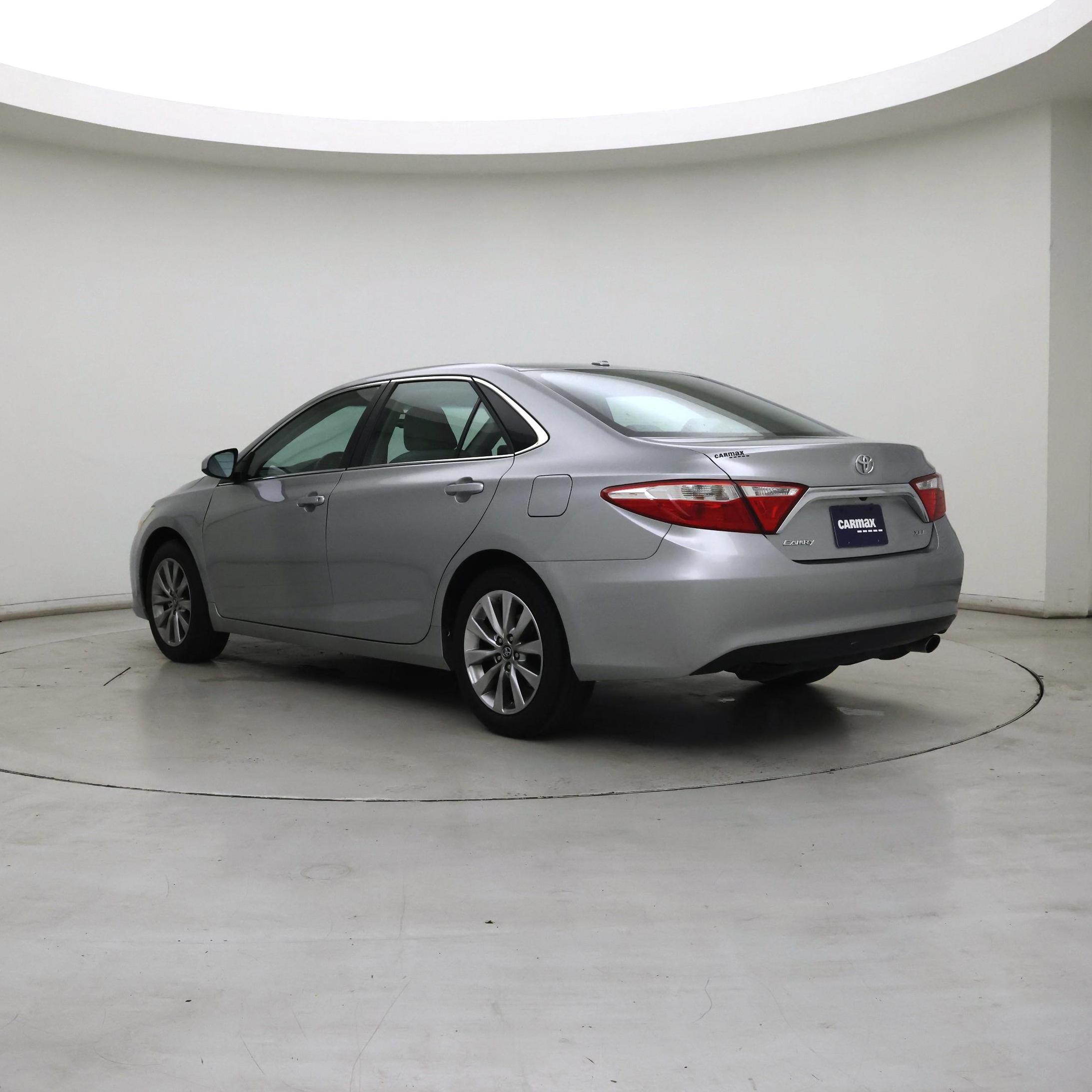 Thumbnail: 2016 Toyota Camry - 2