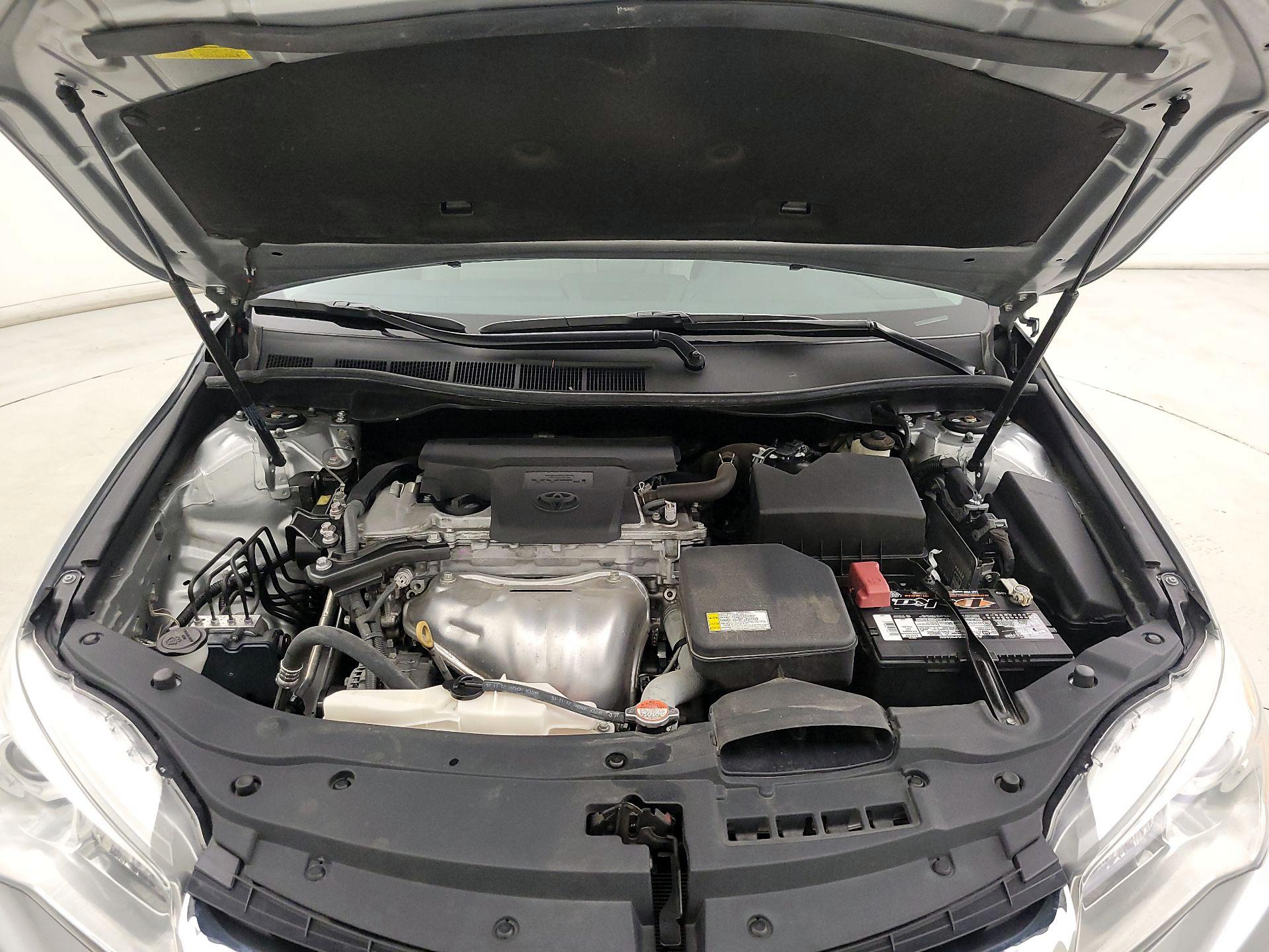 Thumbnail: 2016 Toyota Camry - 20