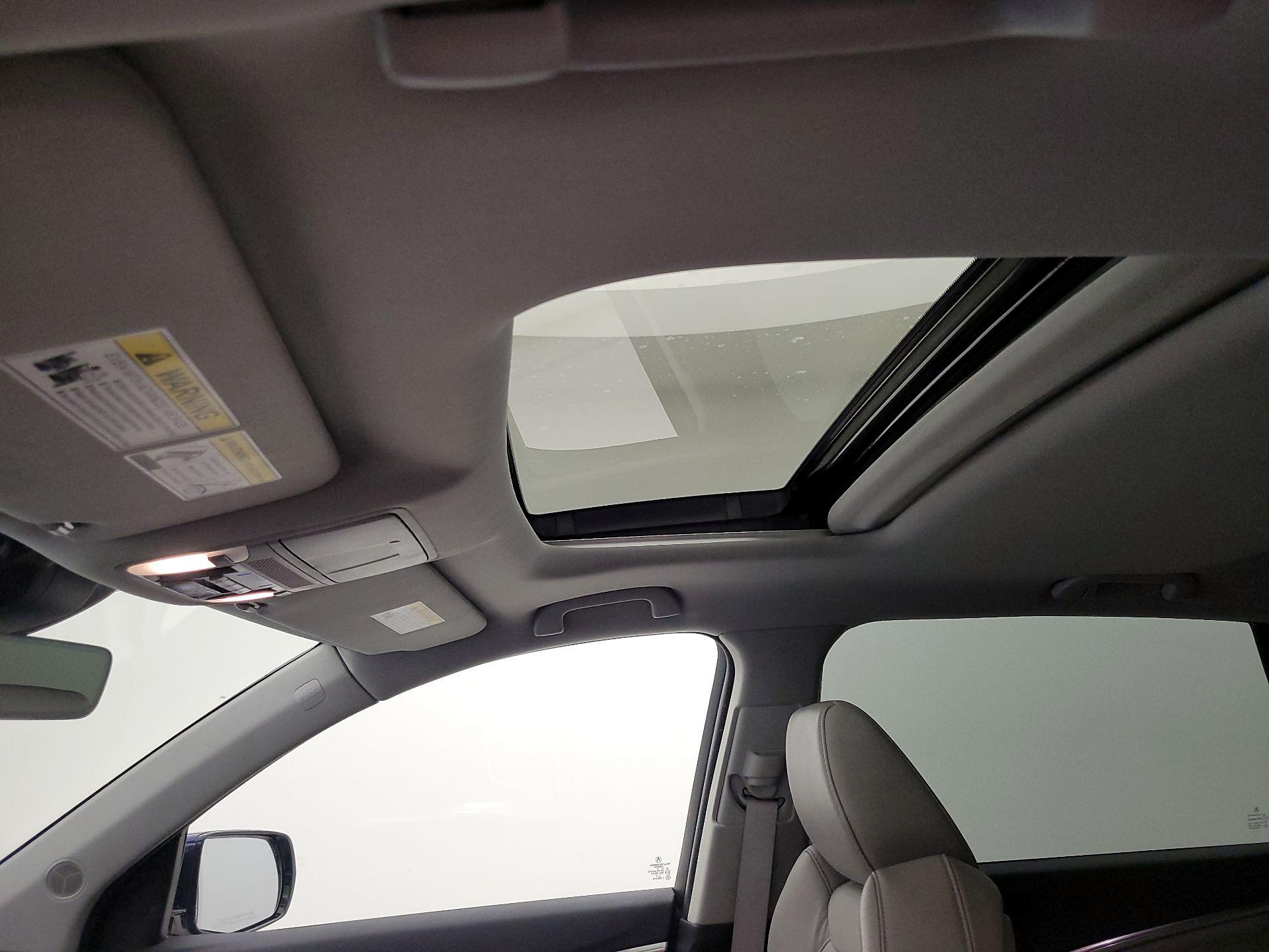 Thumbnail: 2017 Acura MDX - 18