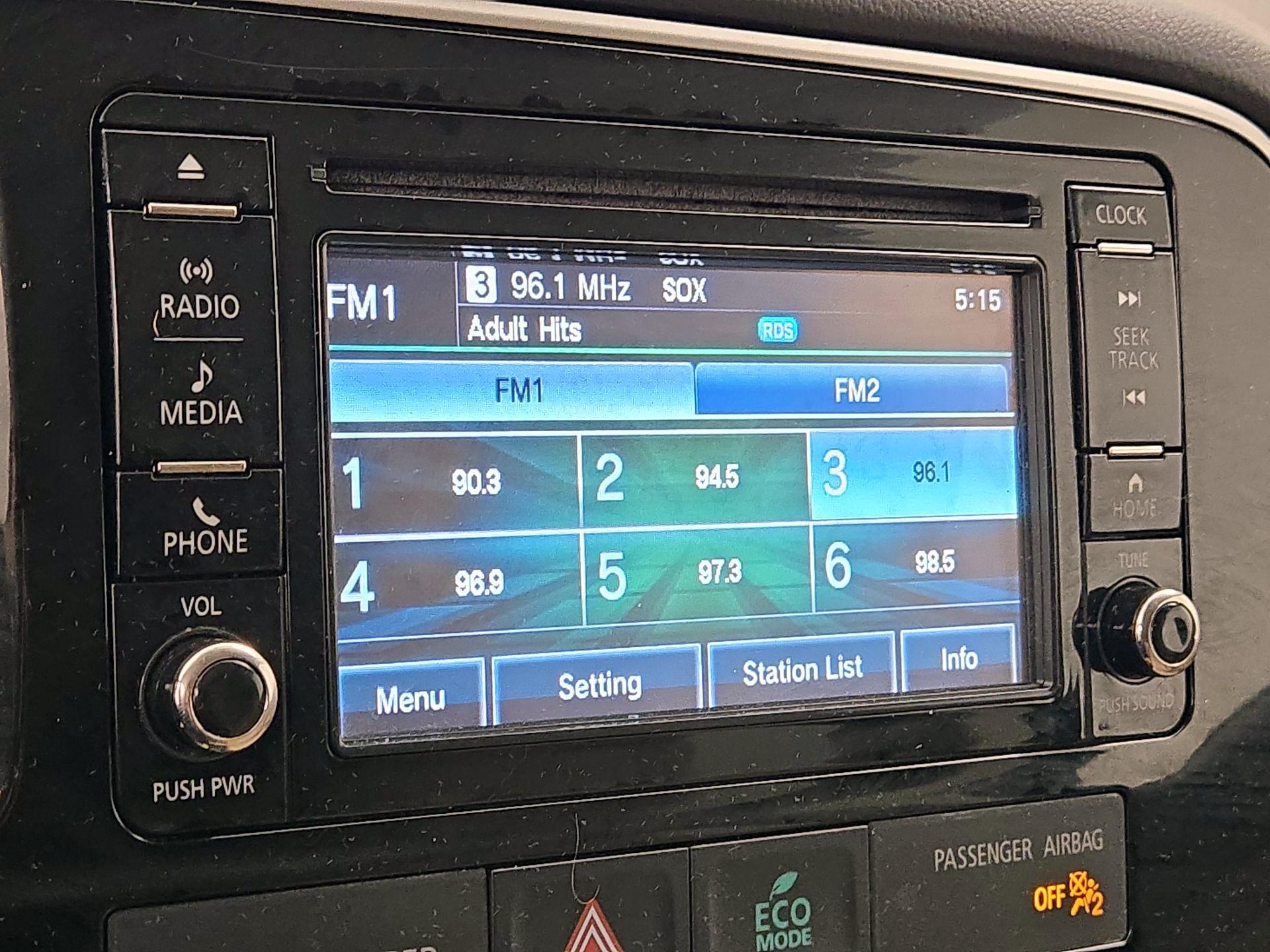 Thumbnail: 2016 Mitsubishi Outlander - 14