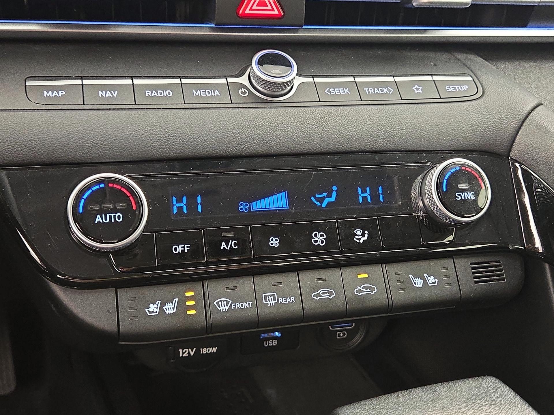 Thumbnail: 2023 Hyundai Elantra - 17