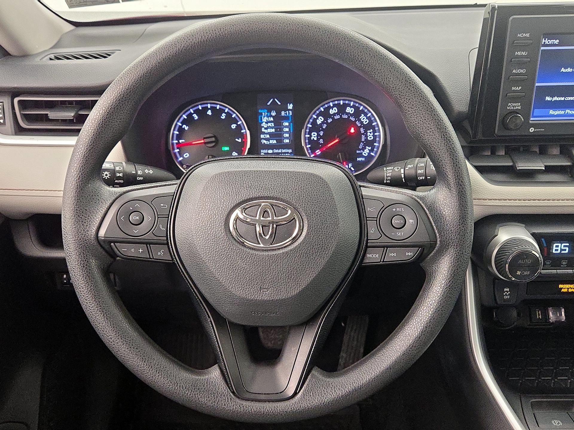 Thumbnail: 2021 Toyota RAV4 - 10