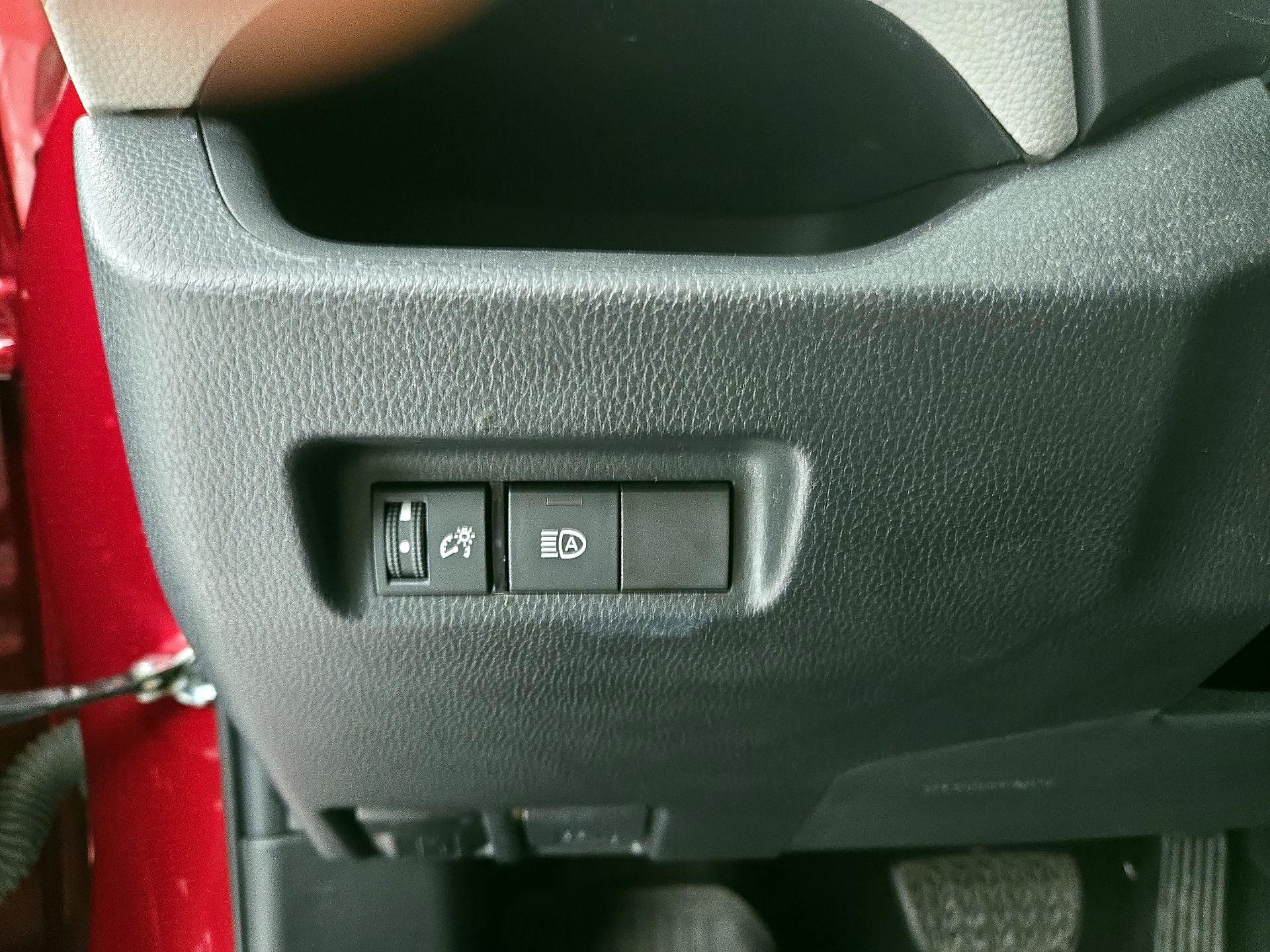 Thumbnail: 2021 Toyota RAV4 - 13