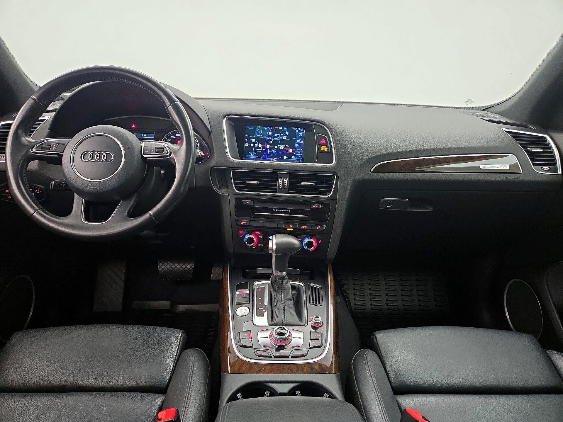 Thumbnail: 2015 Audi Q5 - 9