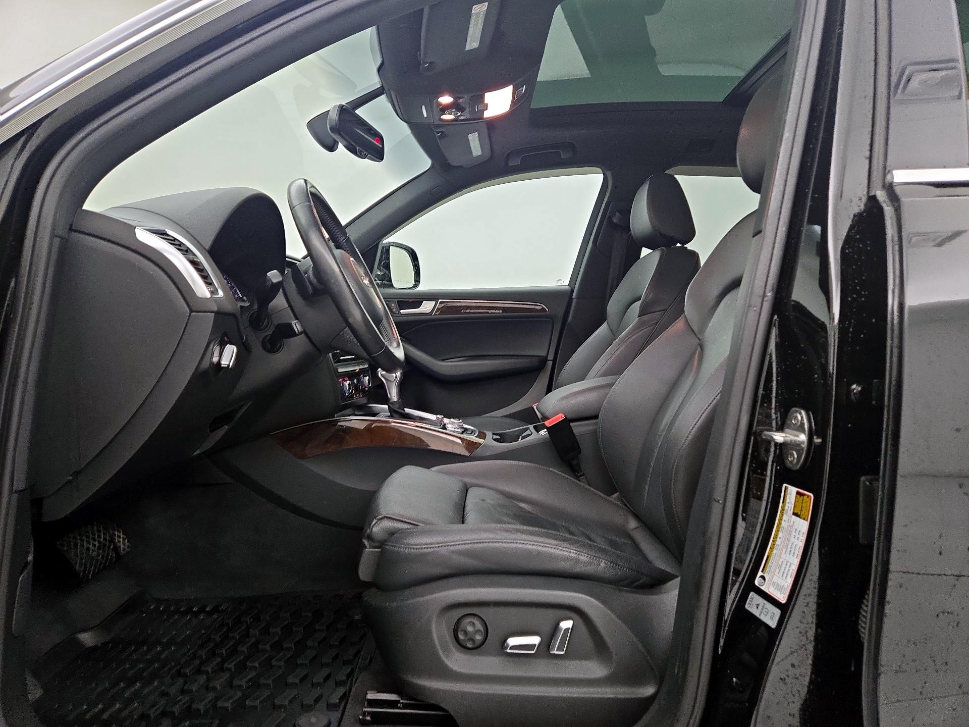 Thumbnail: 2015 Audi Q5 - 11